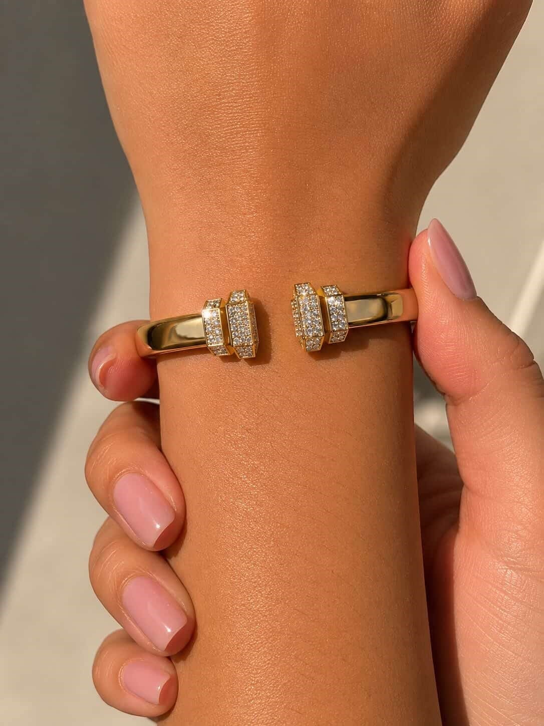 CRT Cuff Kelepçe Bilezik