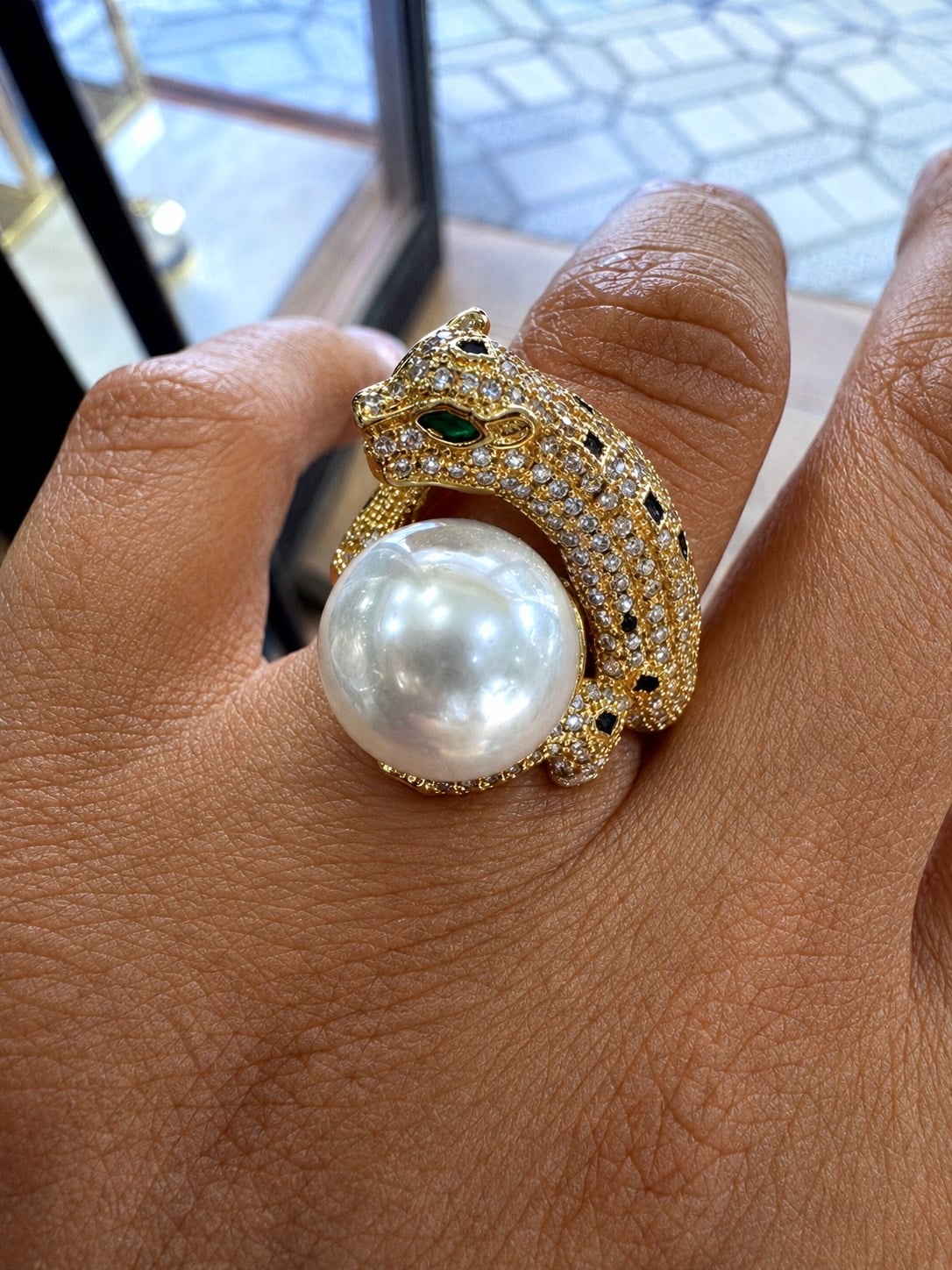 Golden Panther Pearl Yüzük