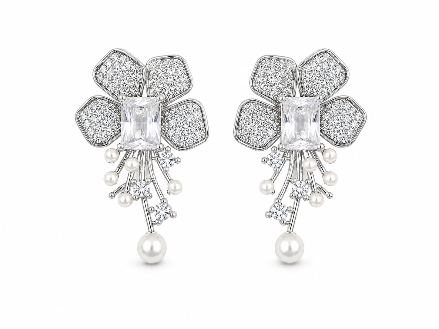 İncili Çiçek Küpe Silver