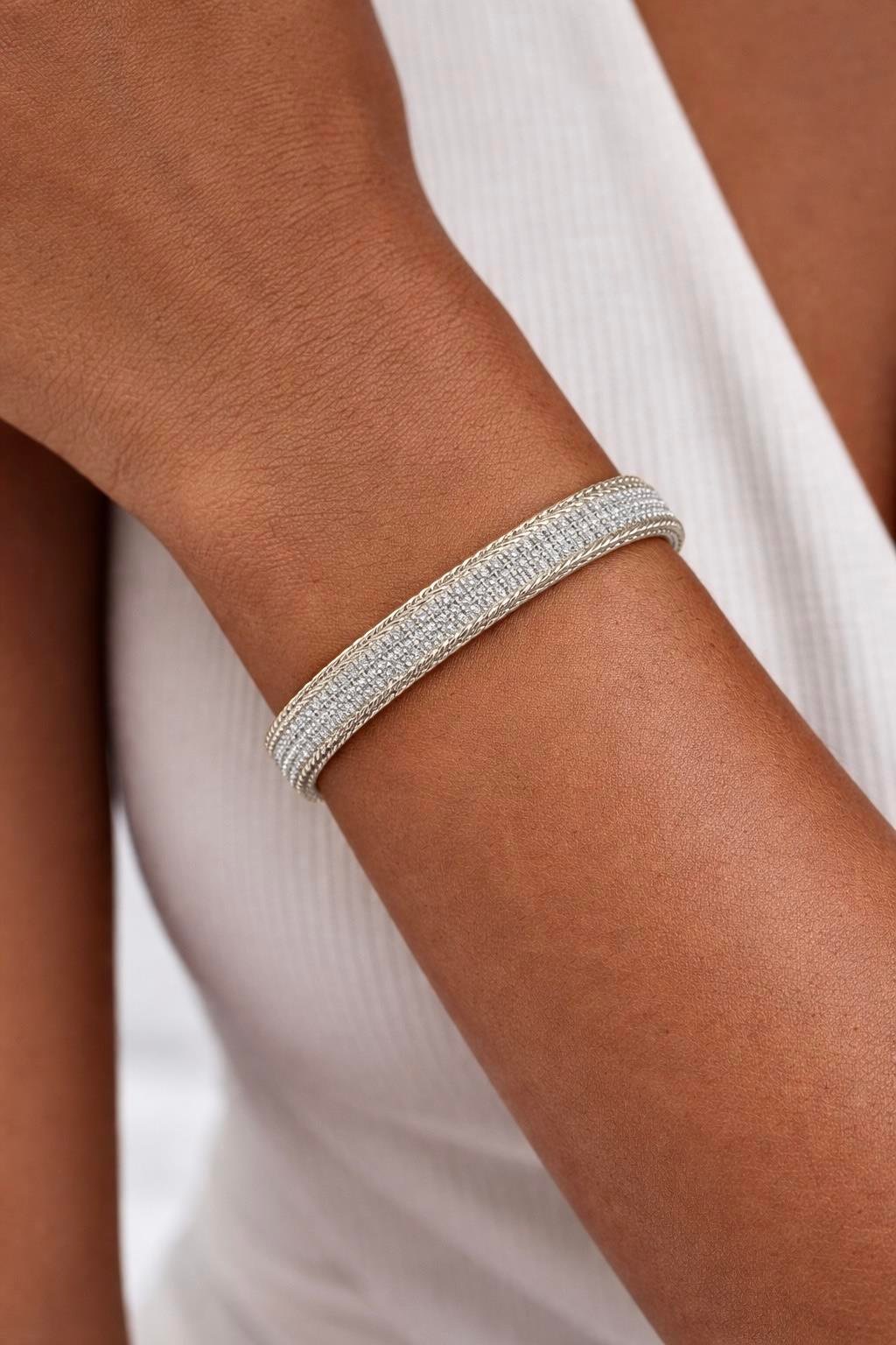 Silver Kare Form Işıltılı Kelepçe Bileklik