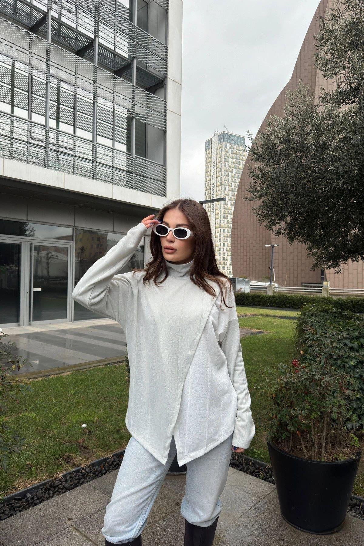 Kadın Bej Triko Bluz - 700-3513