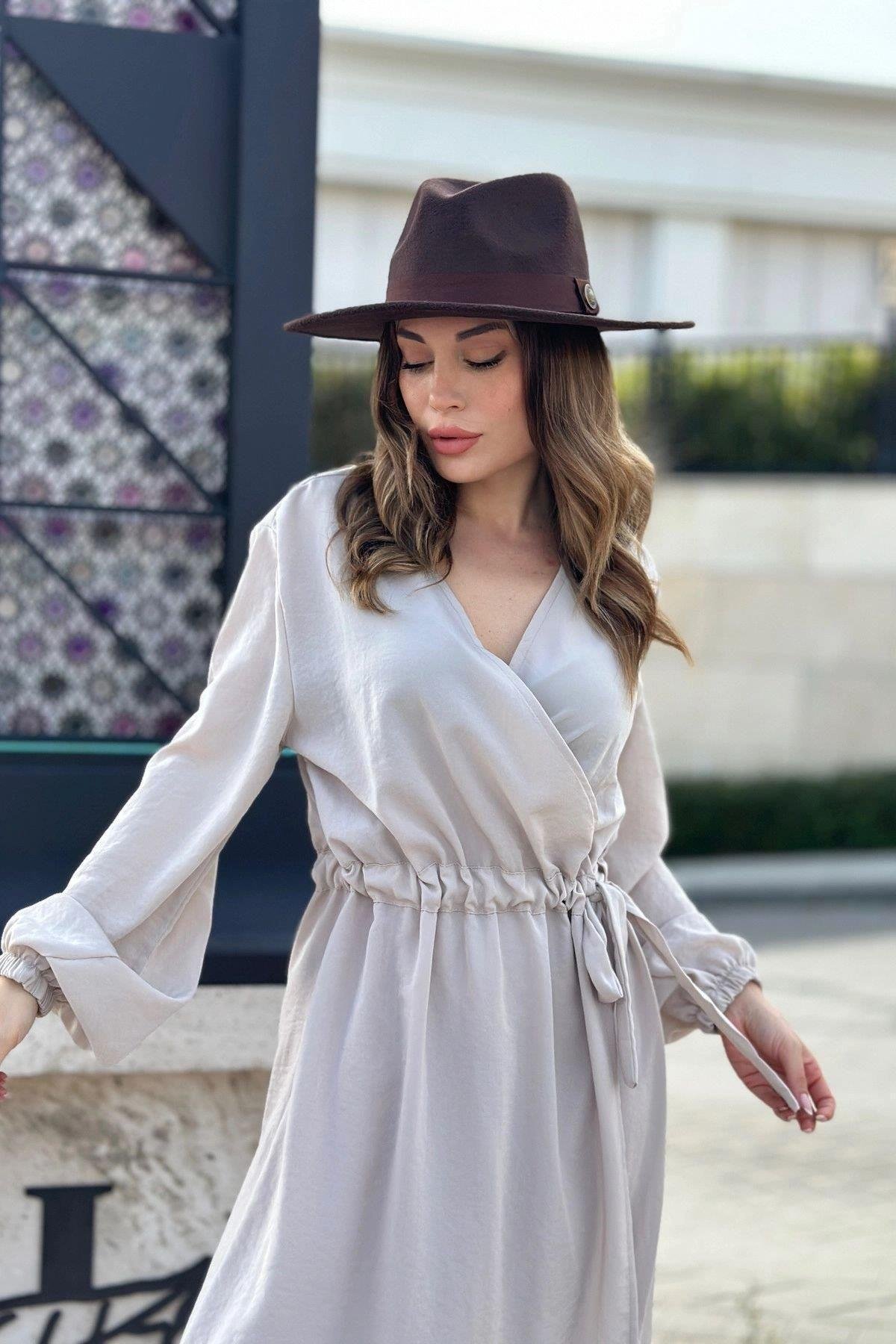 Kadın Bej Uzun Elbise - 700-3431
