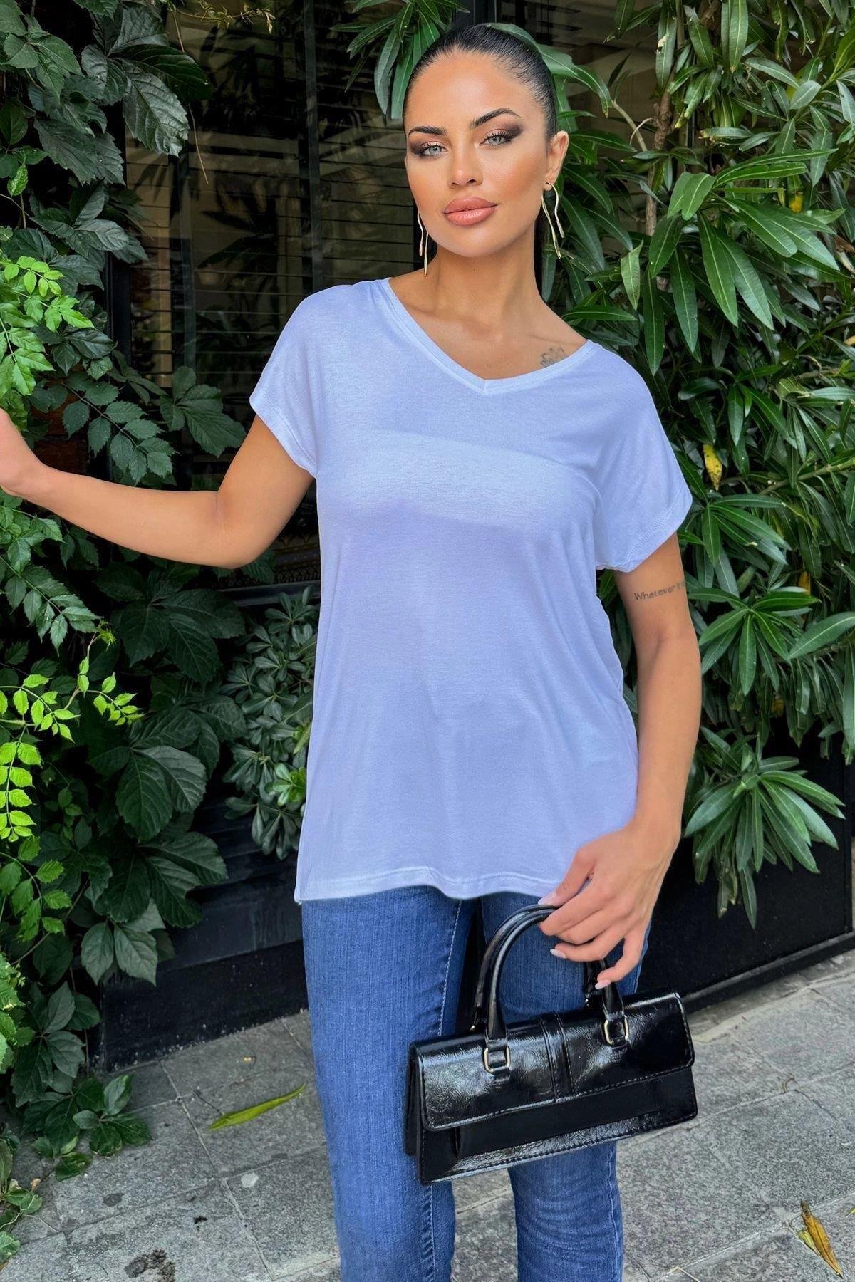 Kadın Beyaz T-Shirt - 700-K6075