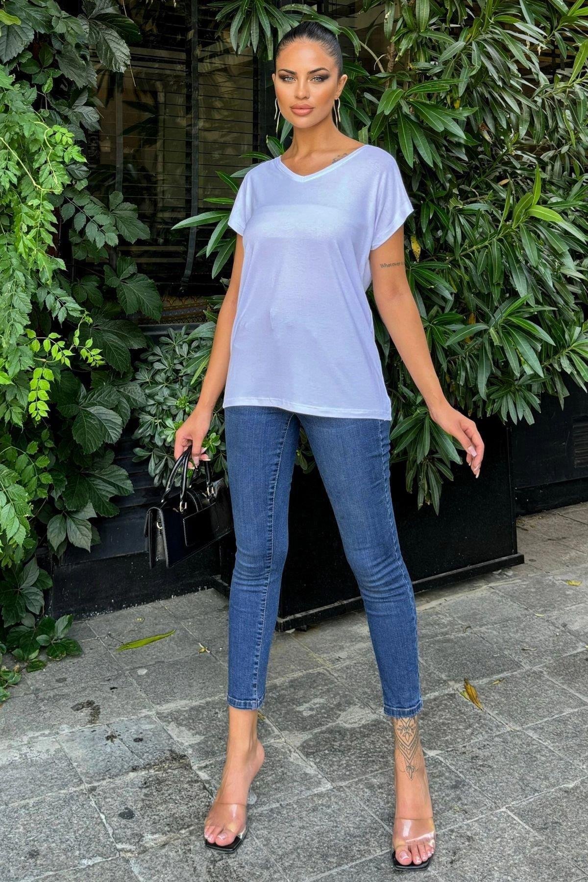 Kadın Beyaz T-Shirt - 700-K6075