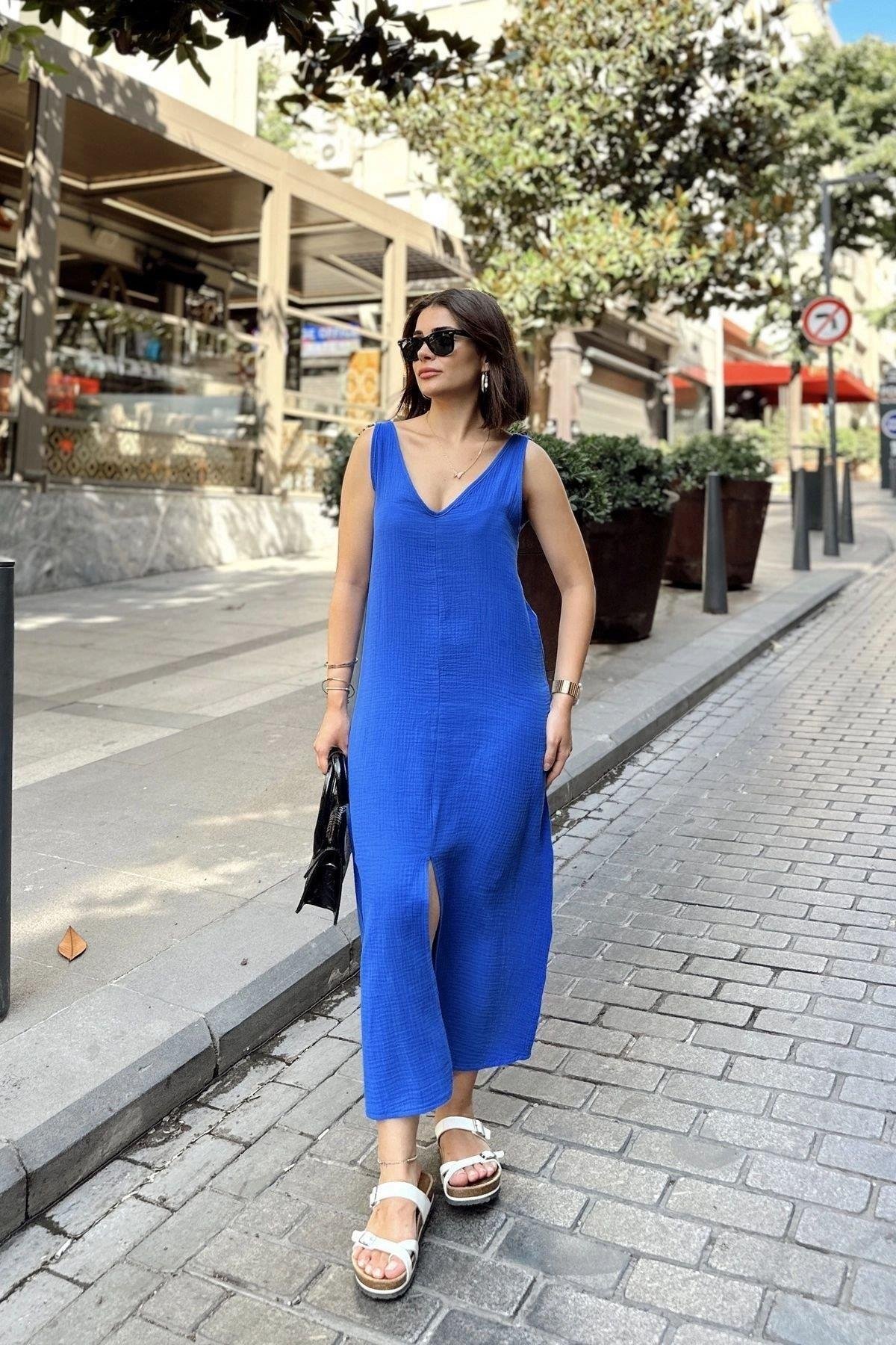 Kadın Indigo Yırtmaçlı V Yaka Müslin Elbise - 700-3419