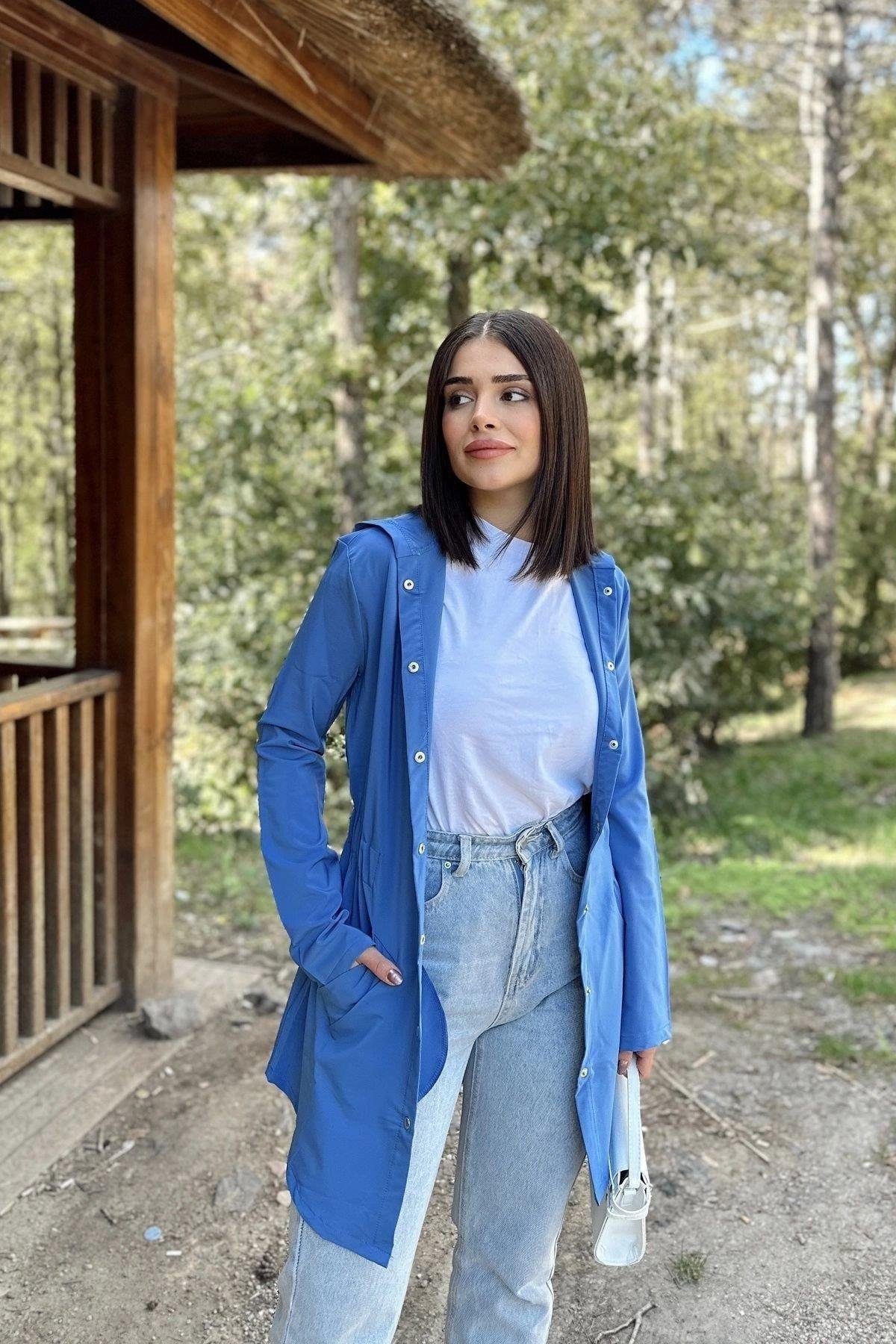 Kadın Mavi Yağmurluk - 700-3233