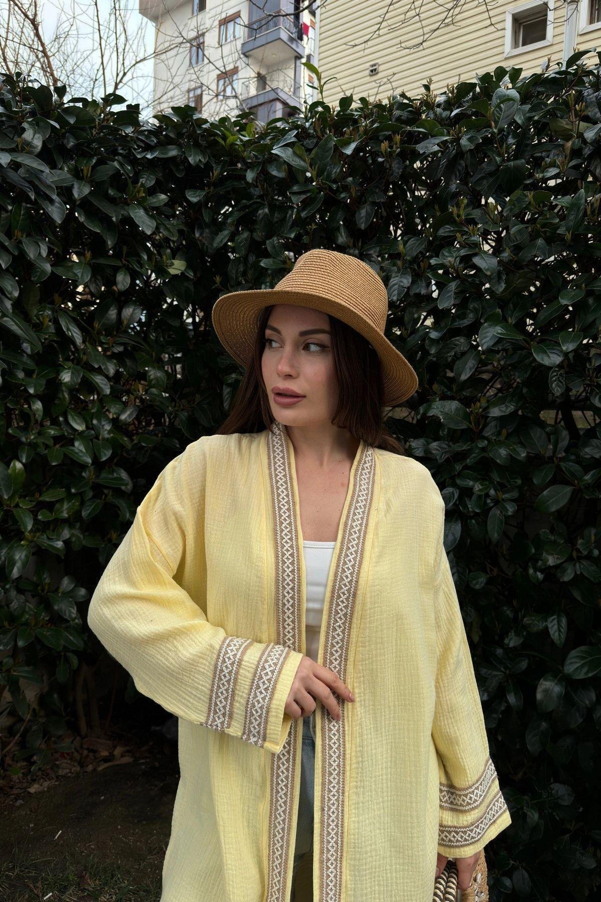 Kadın Sarı Müslin Kumaş, Hasır Şerit Detaylı Salaş Kimono Ceket