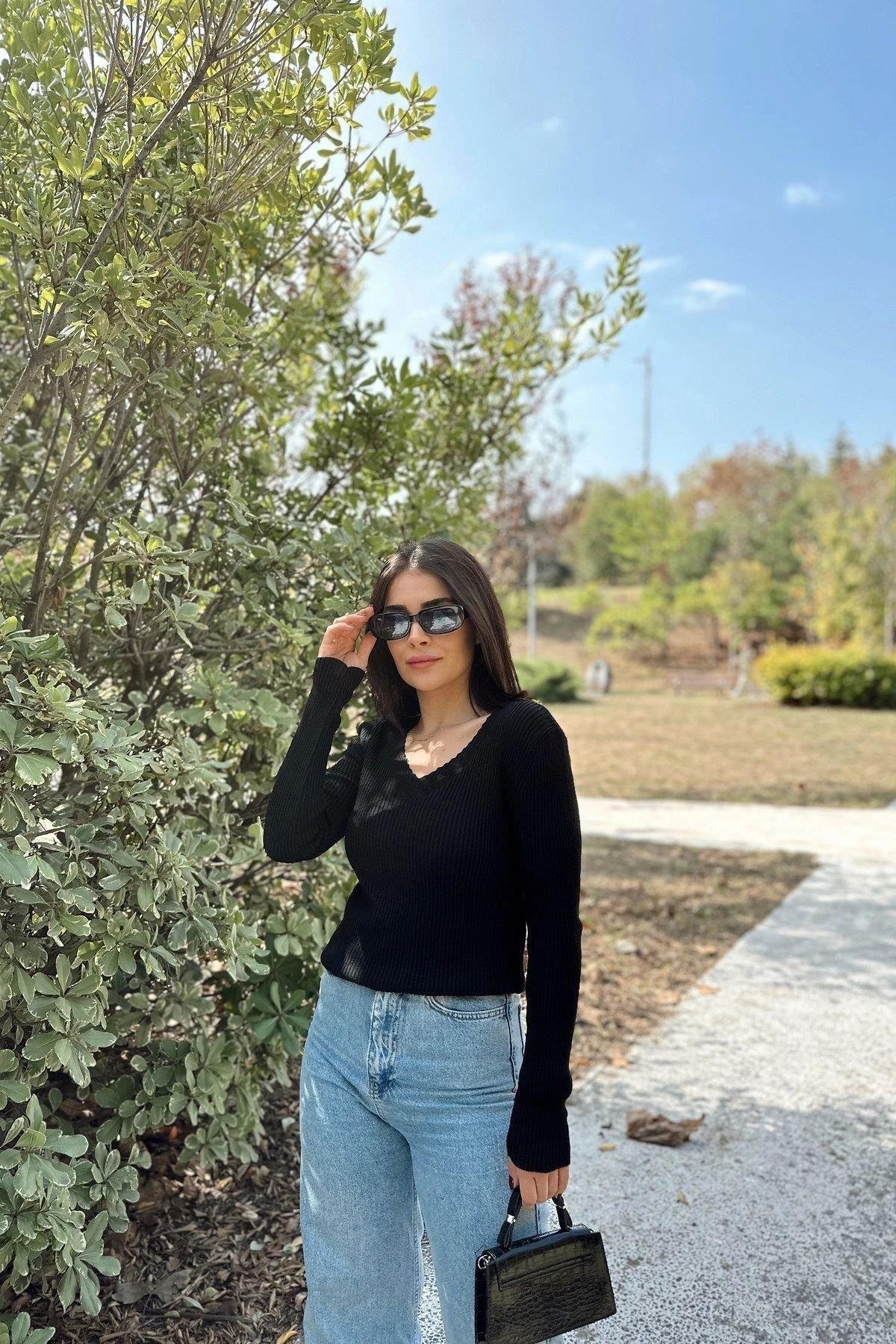 Kadın Siyah Bluz - 700-K7528