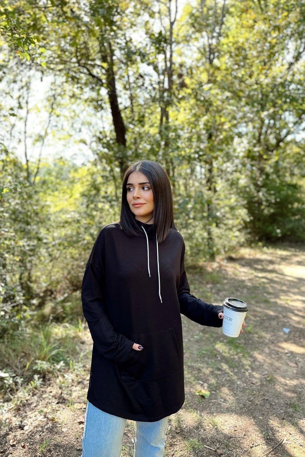 Kadın Siyah Kapüşonlu Tesettüre Uygun Tunik- 700-3476
