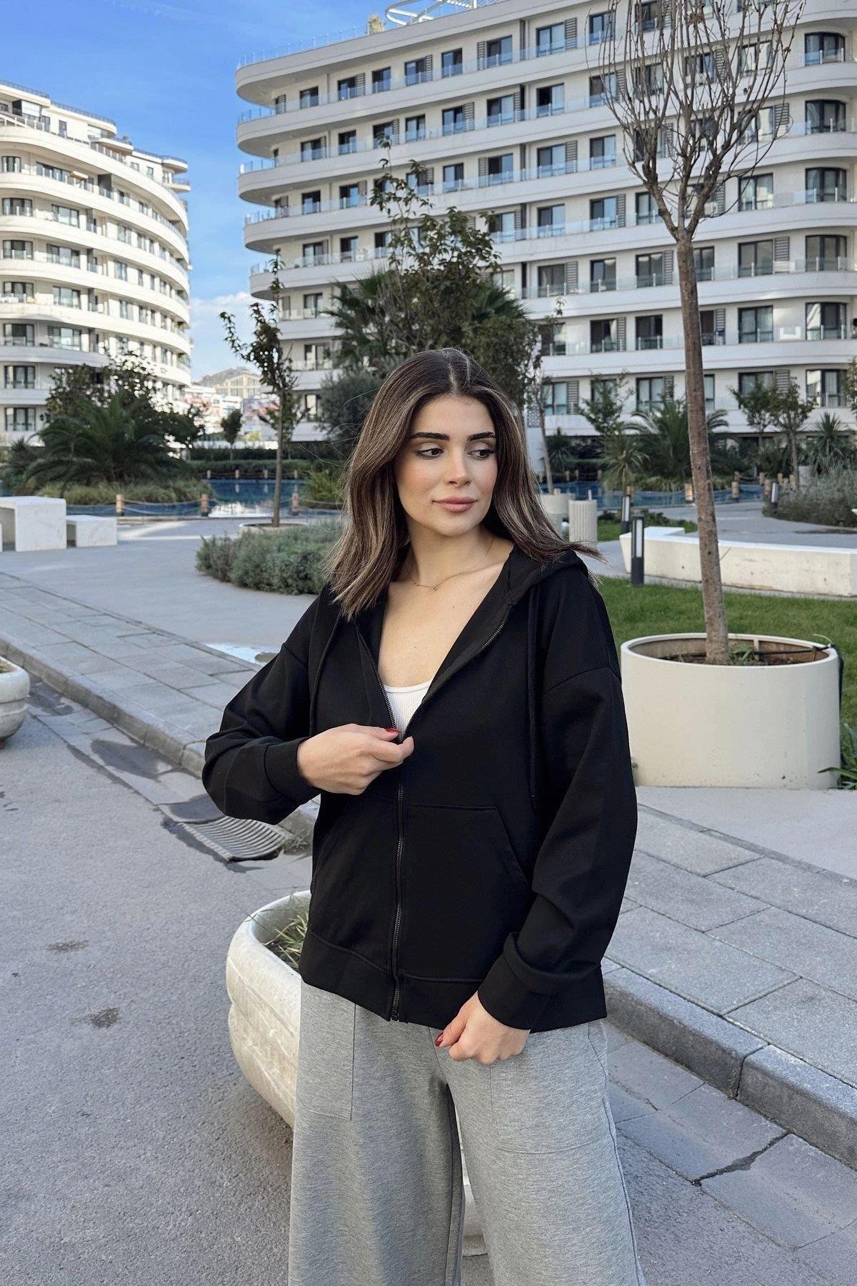 Kadın Siyah Sweatshirt - 700-K7481
