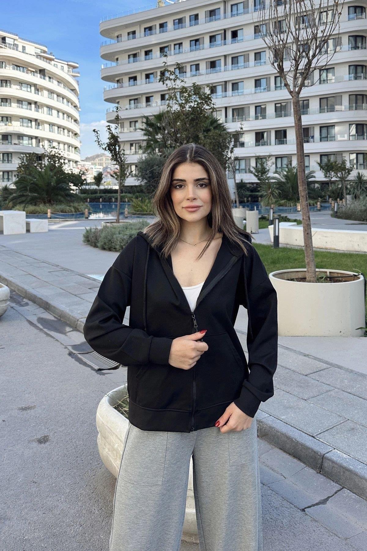 Kadın Siyah Sweatshirt - 700-K7481