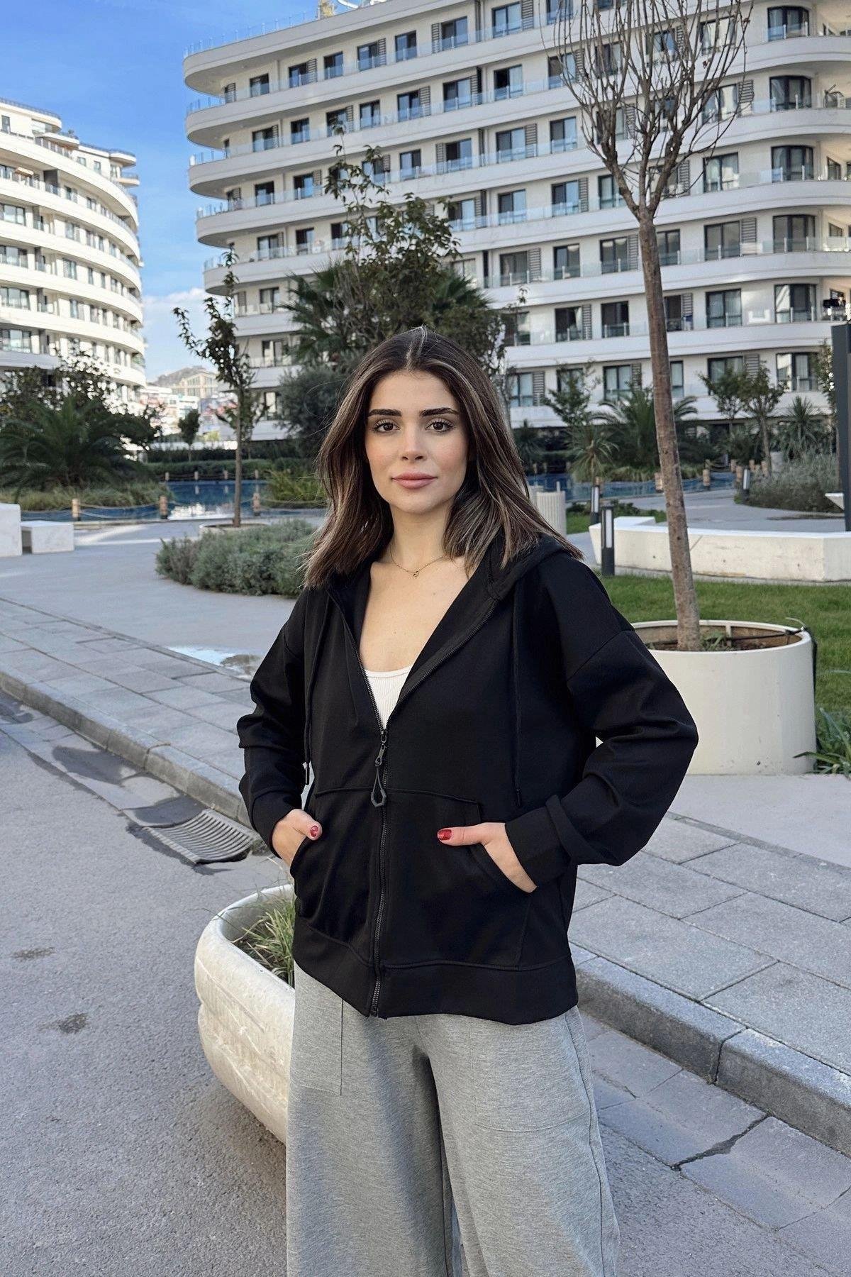 Kadın Siyah Sweatshirt - 700-K7481