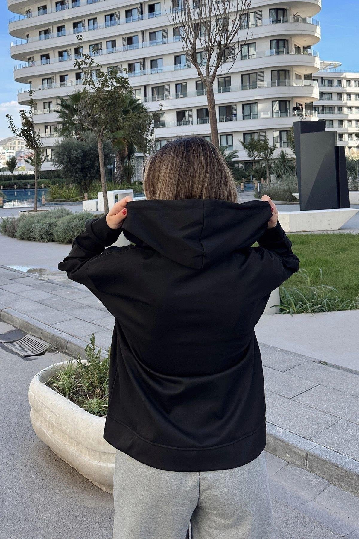 Kadın Siyah Sweatshirt - 700-K7481