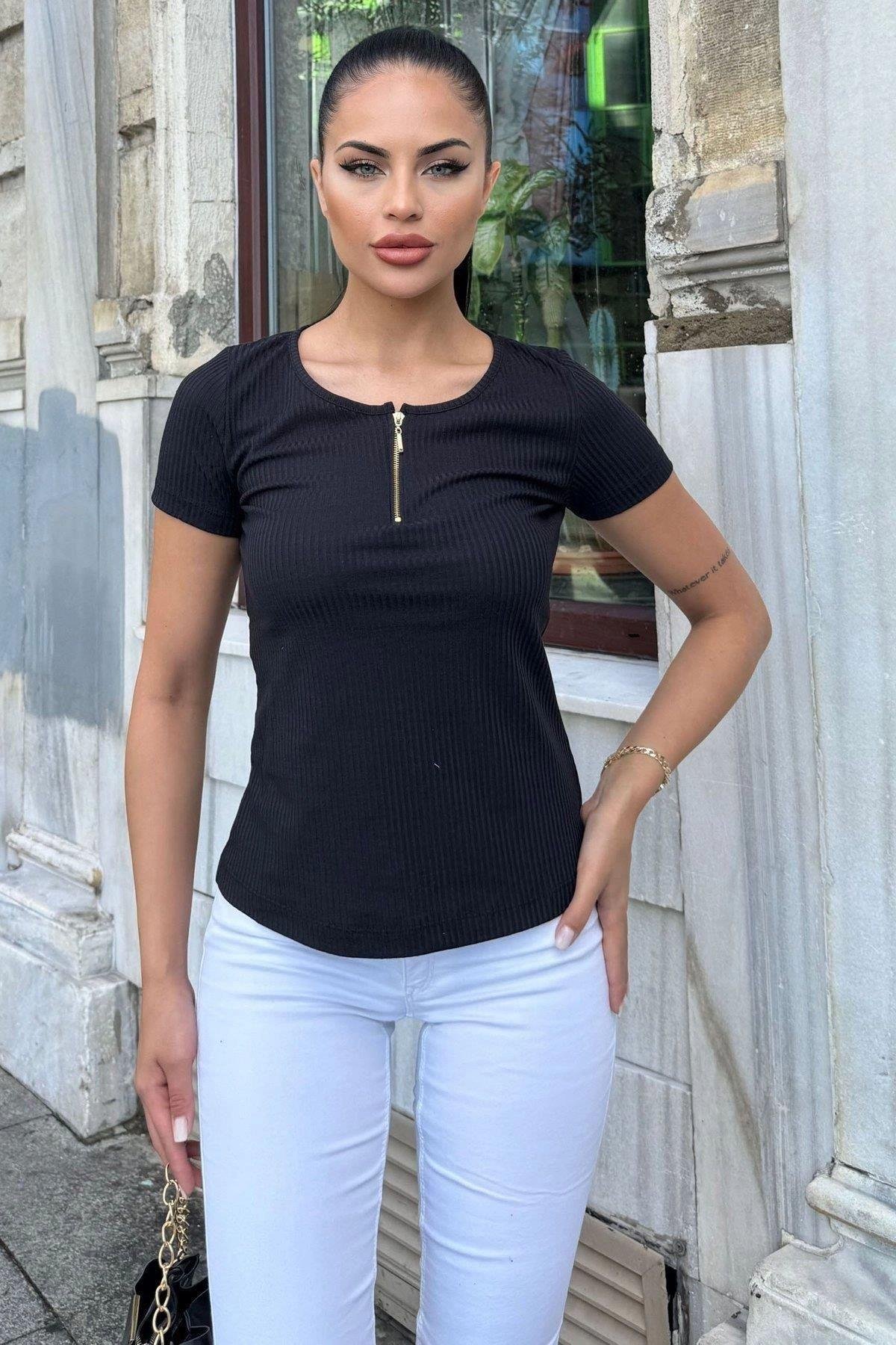 Kadın Siyah T-Shirt - 700-K4023