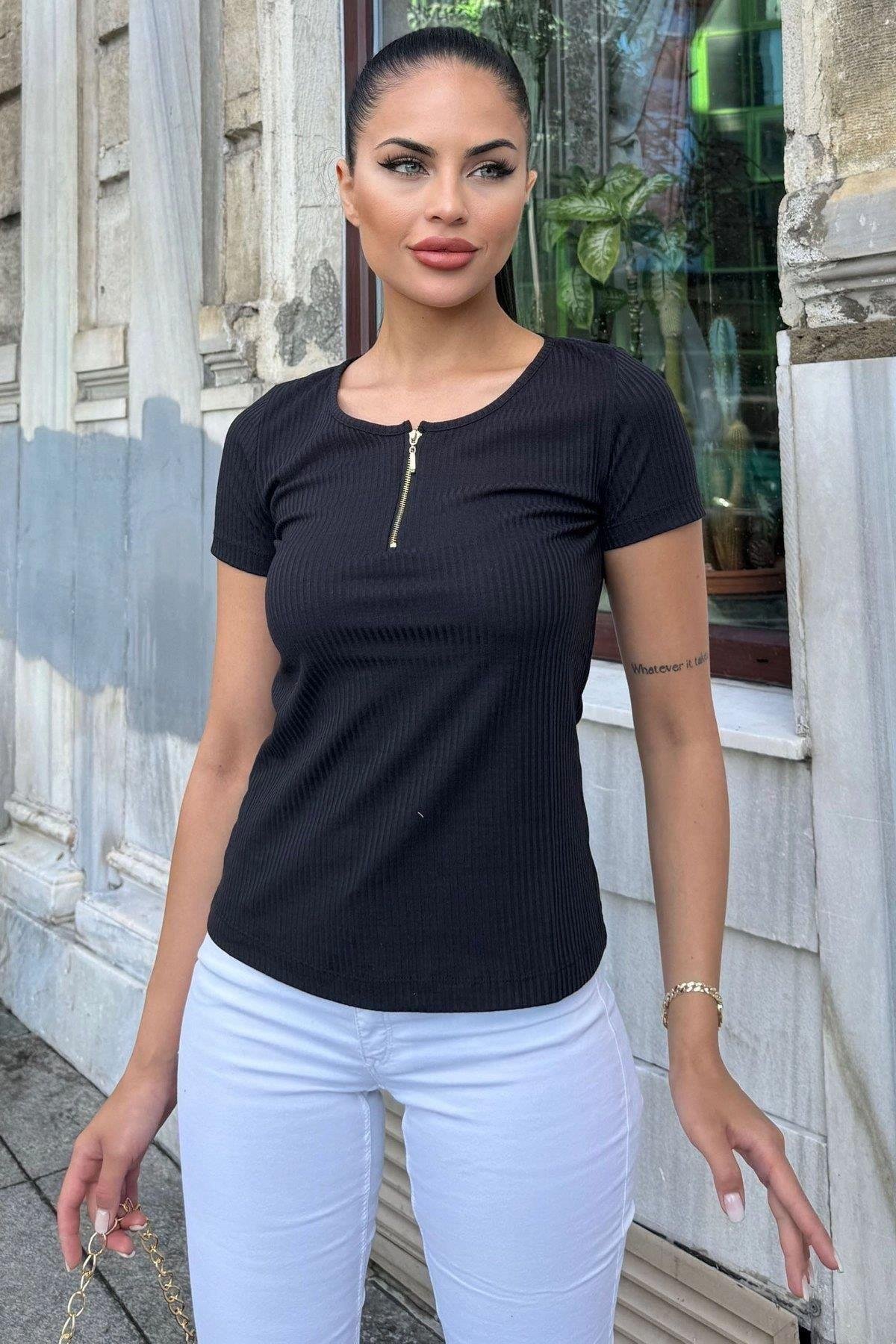 Kadın Siyah T-Shirt - 700-K4023