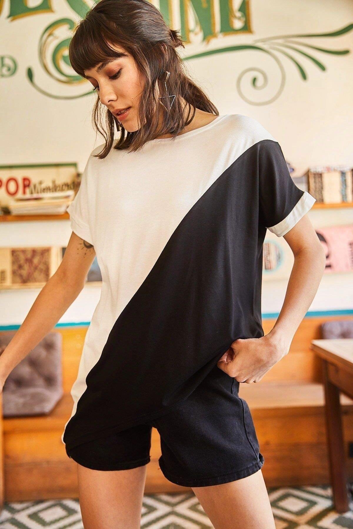 Kadın Siyah T-shirt - 700-K7169