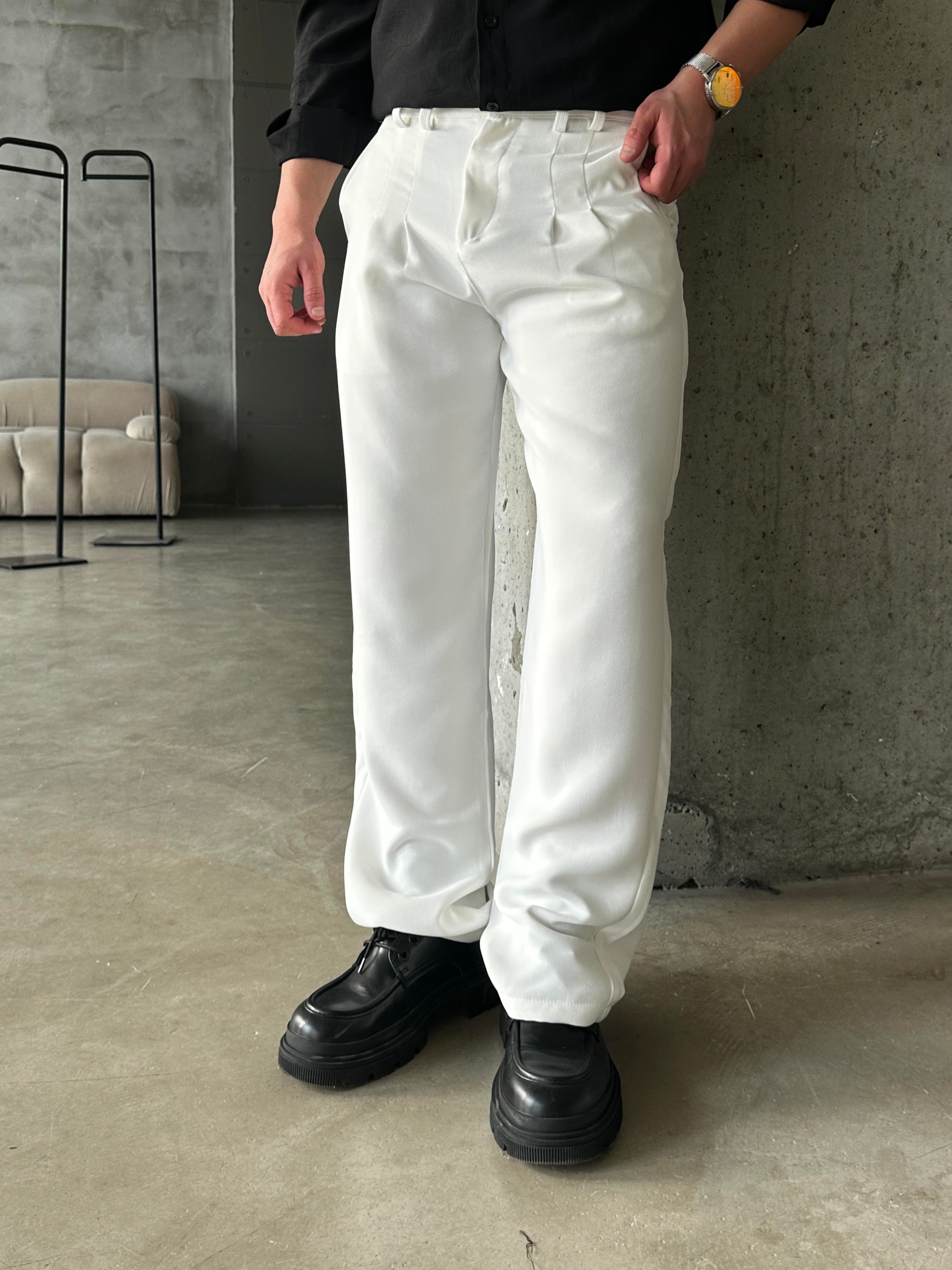 Beyaz Çift Pileli Premium Kumaş Baggy Pantolon