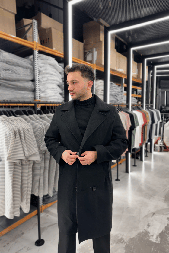 GİESTO SİYAH REGULAR KALIP KAŞE KABAN
