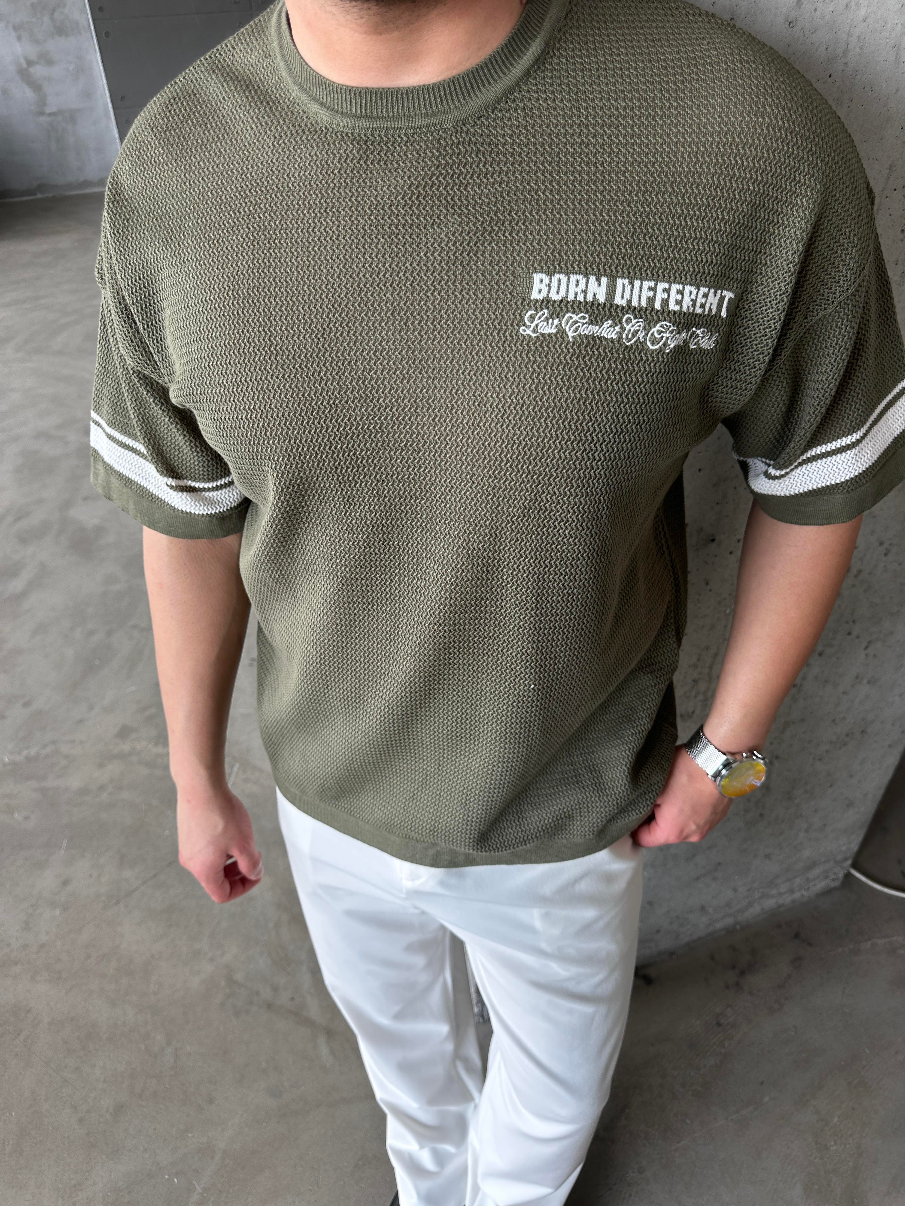 Haki Born Nakışlı Örme Kısa Kol T-Shirt
