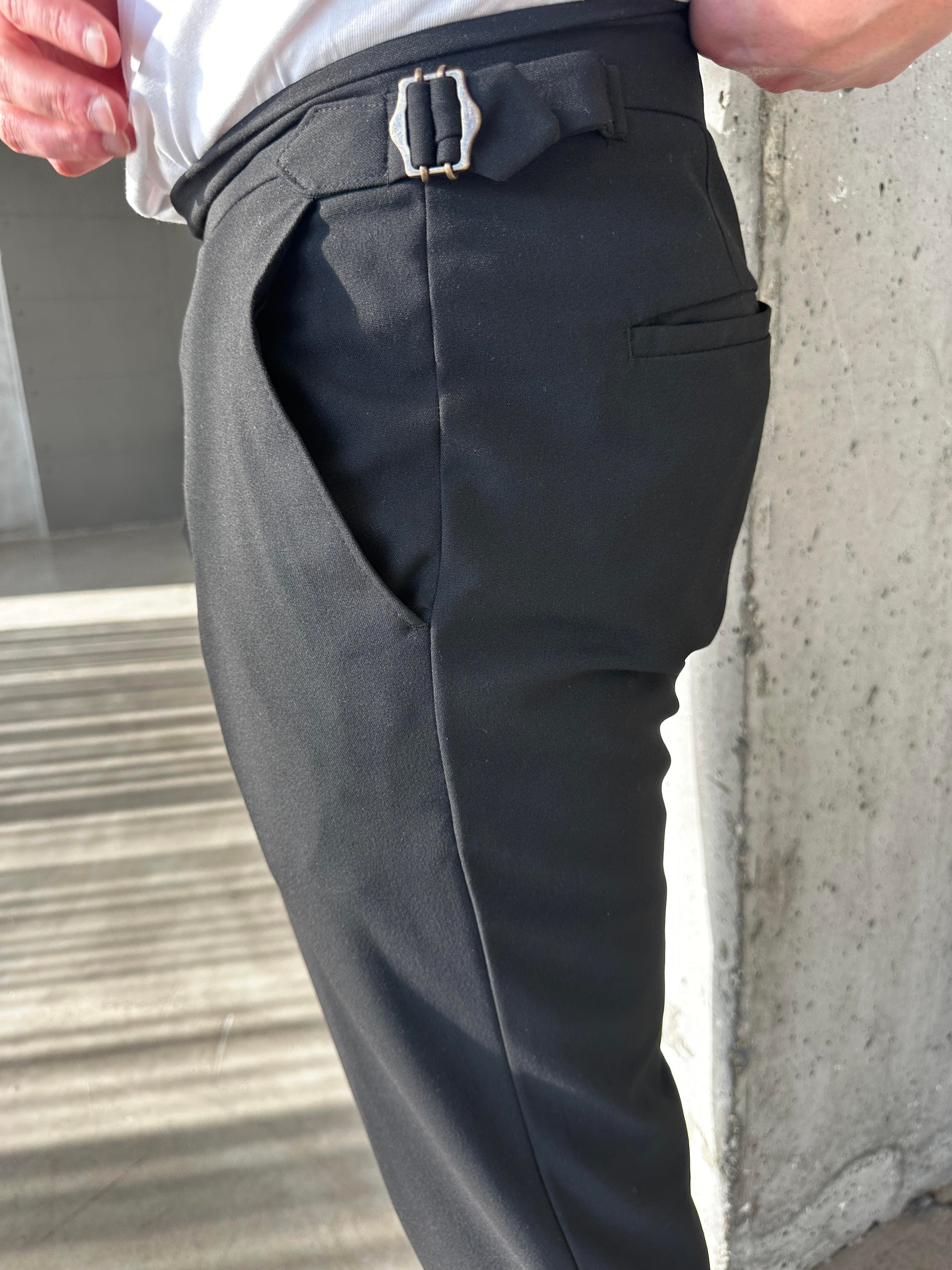 Siyah Beli Toka Kemerli İtalyan Kesim Pantolon