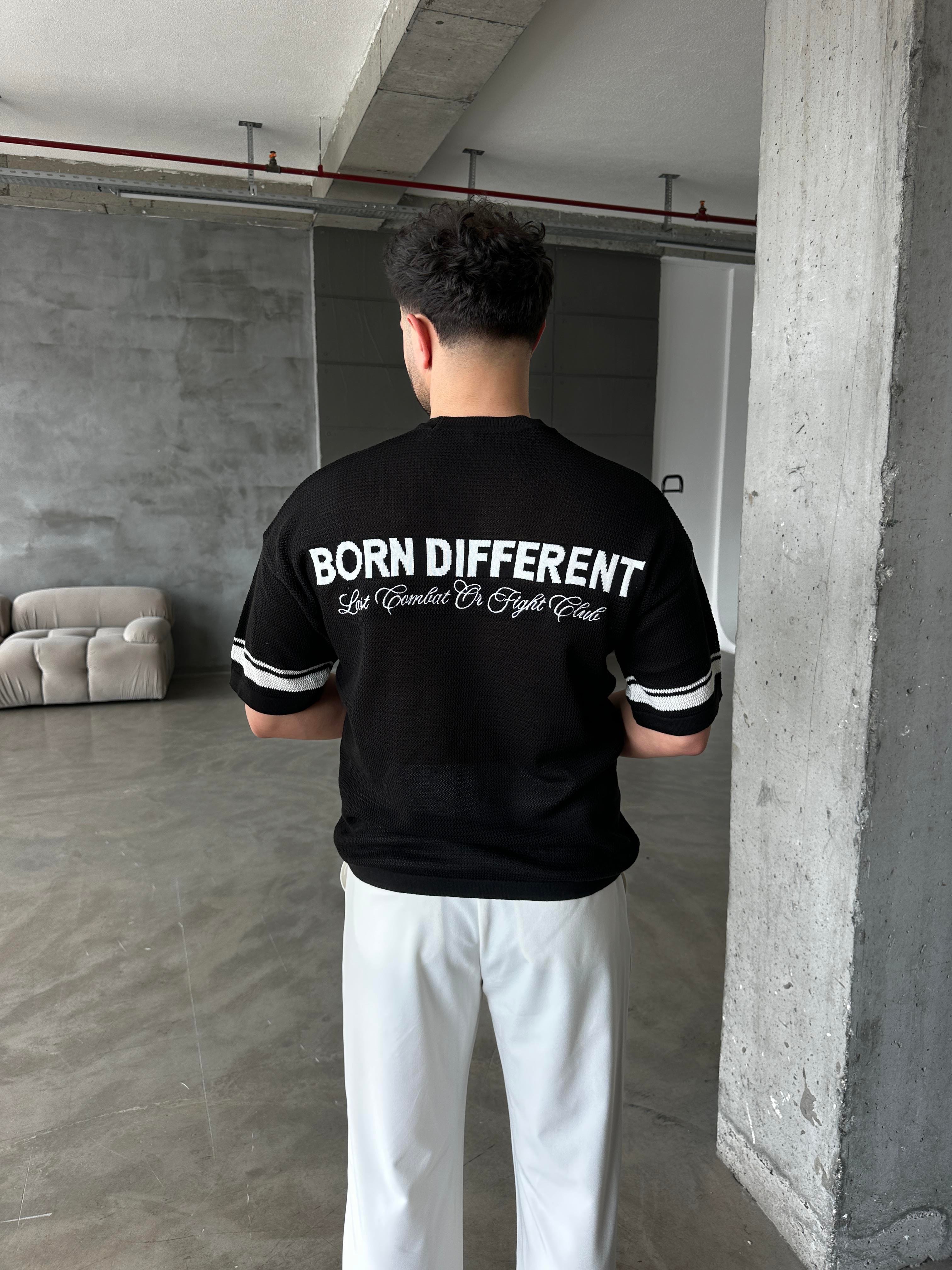 Siyah Born Nakışlı Örme Kısa Kol T-Shirt