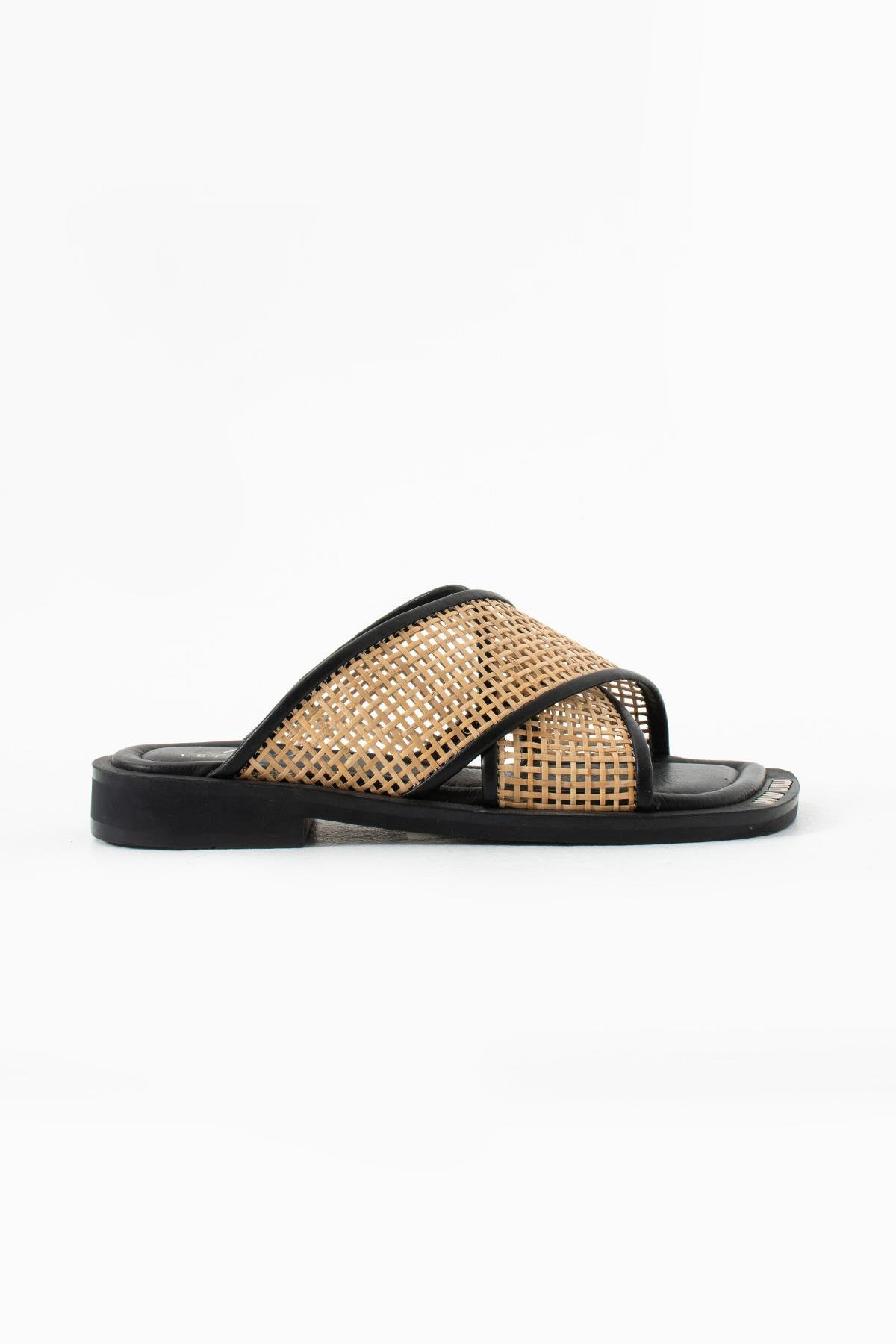 Let's Walk BAMBU KADIN HASIR DETAYLI TERLİK SİYAH