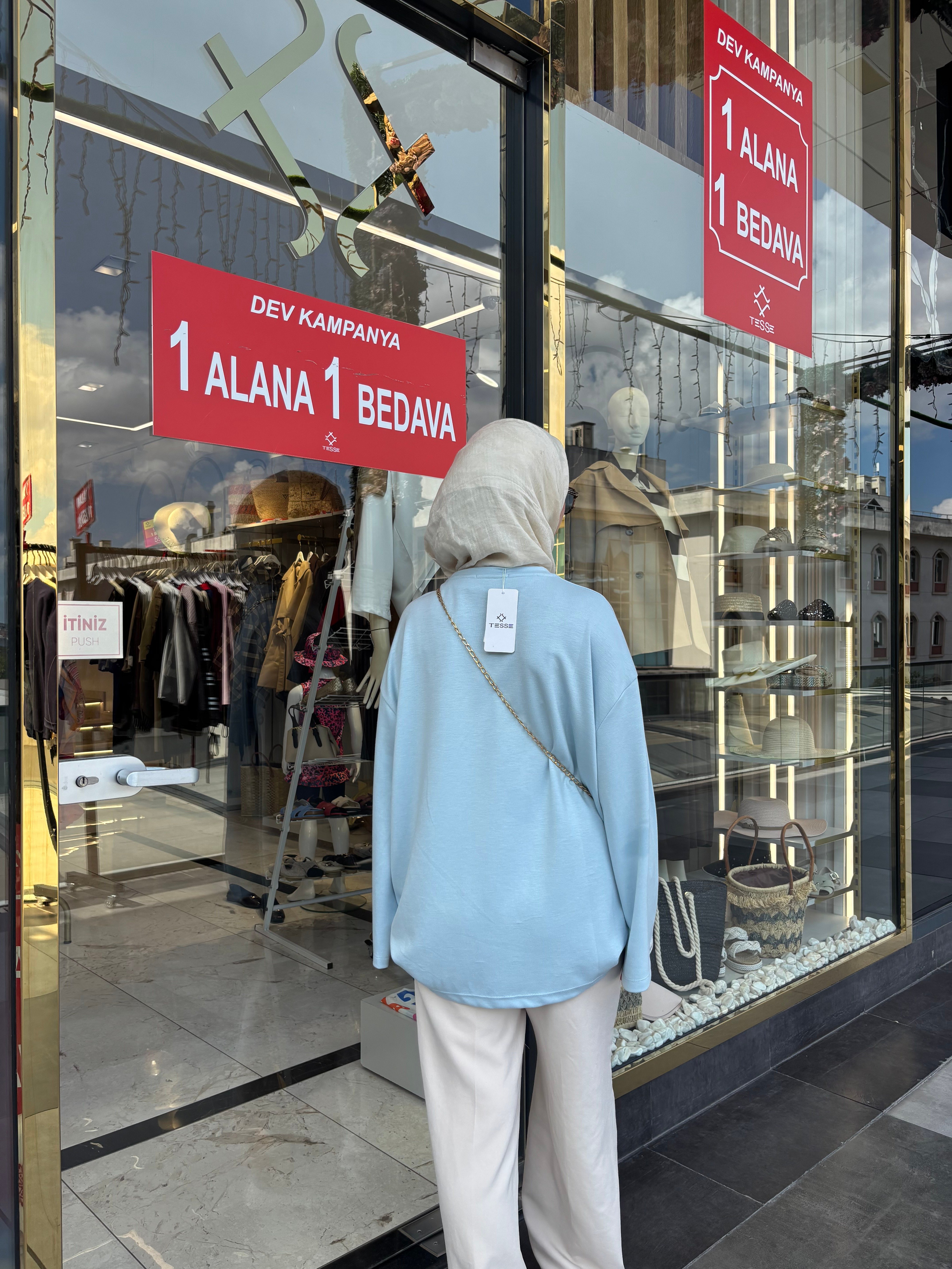AÇIK MAVİ SWEETSHIRT