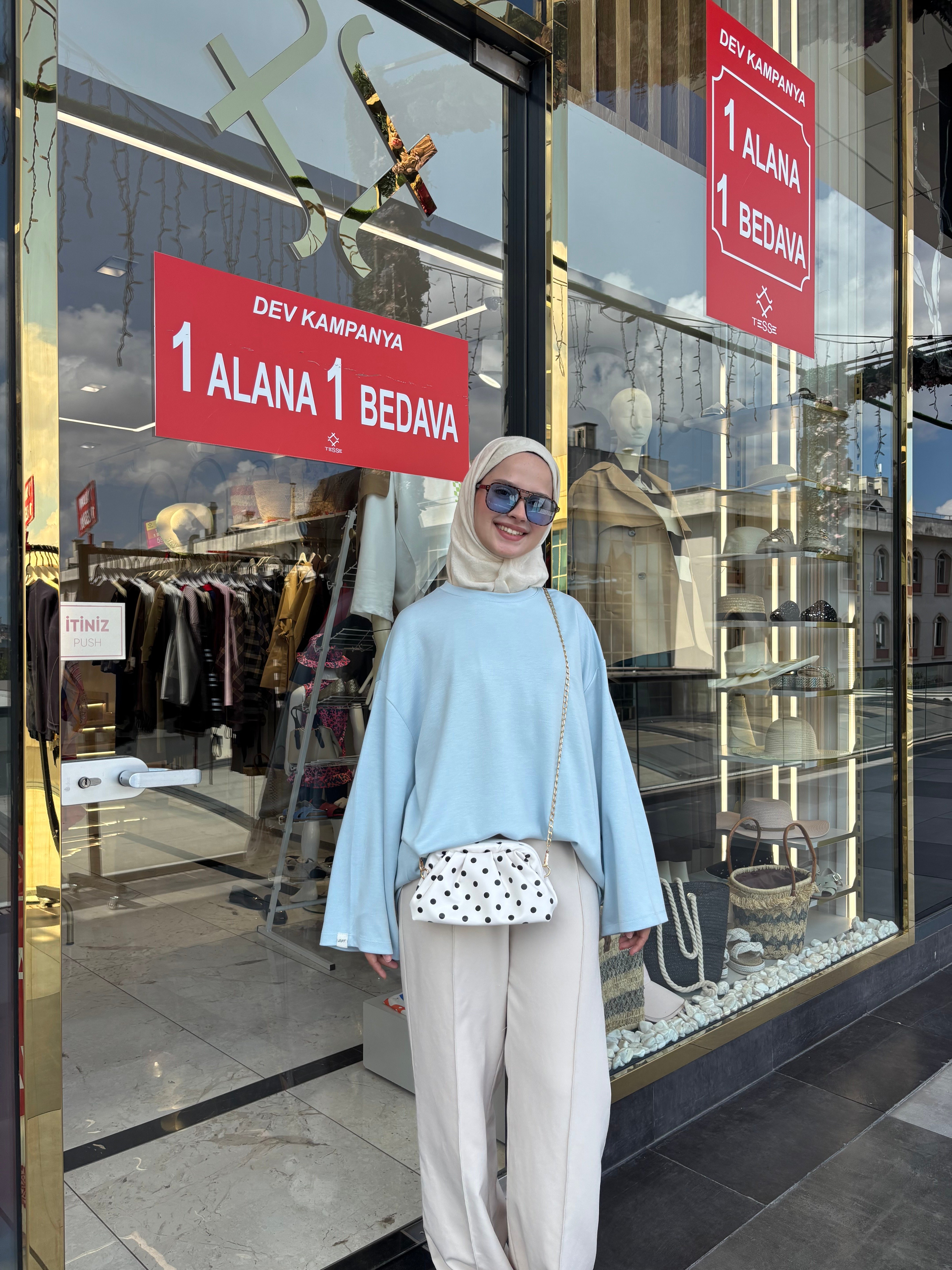 AÇIK MAVİ SWEETSHIRT