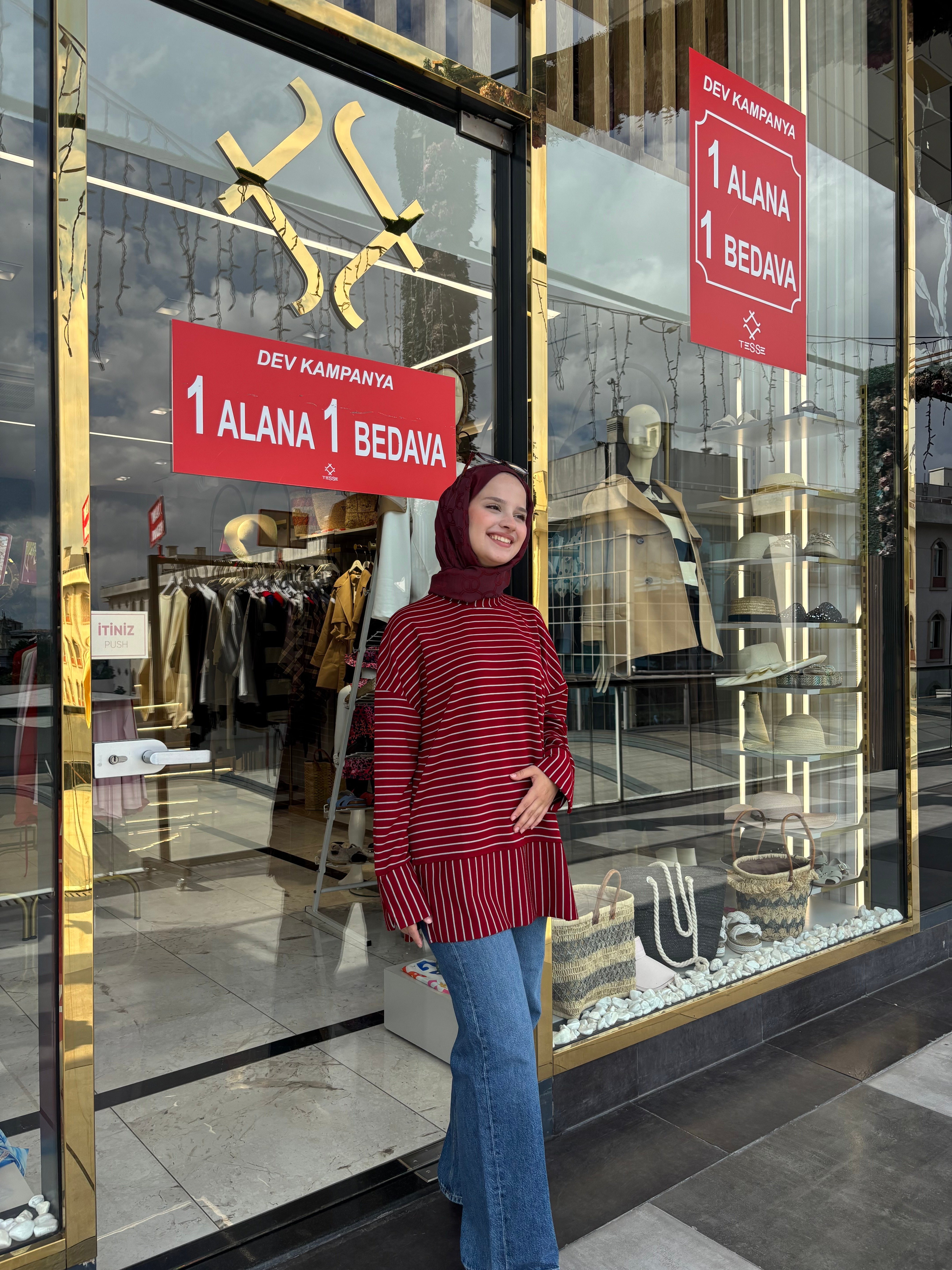 BORDO ÇİZGİLİ SWEETSHIRT
