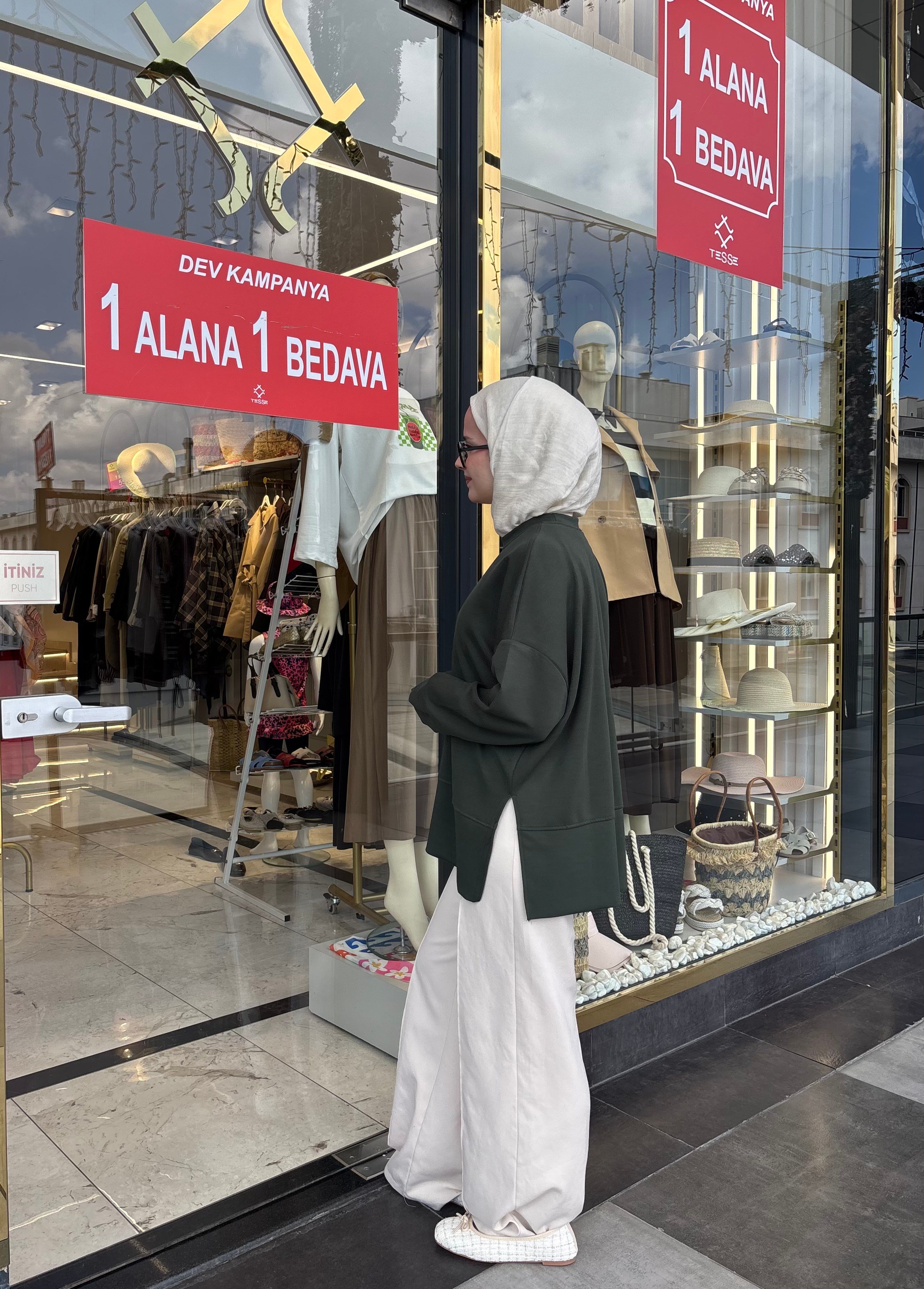 HAKİ SWEETSHIRT