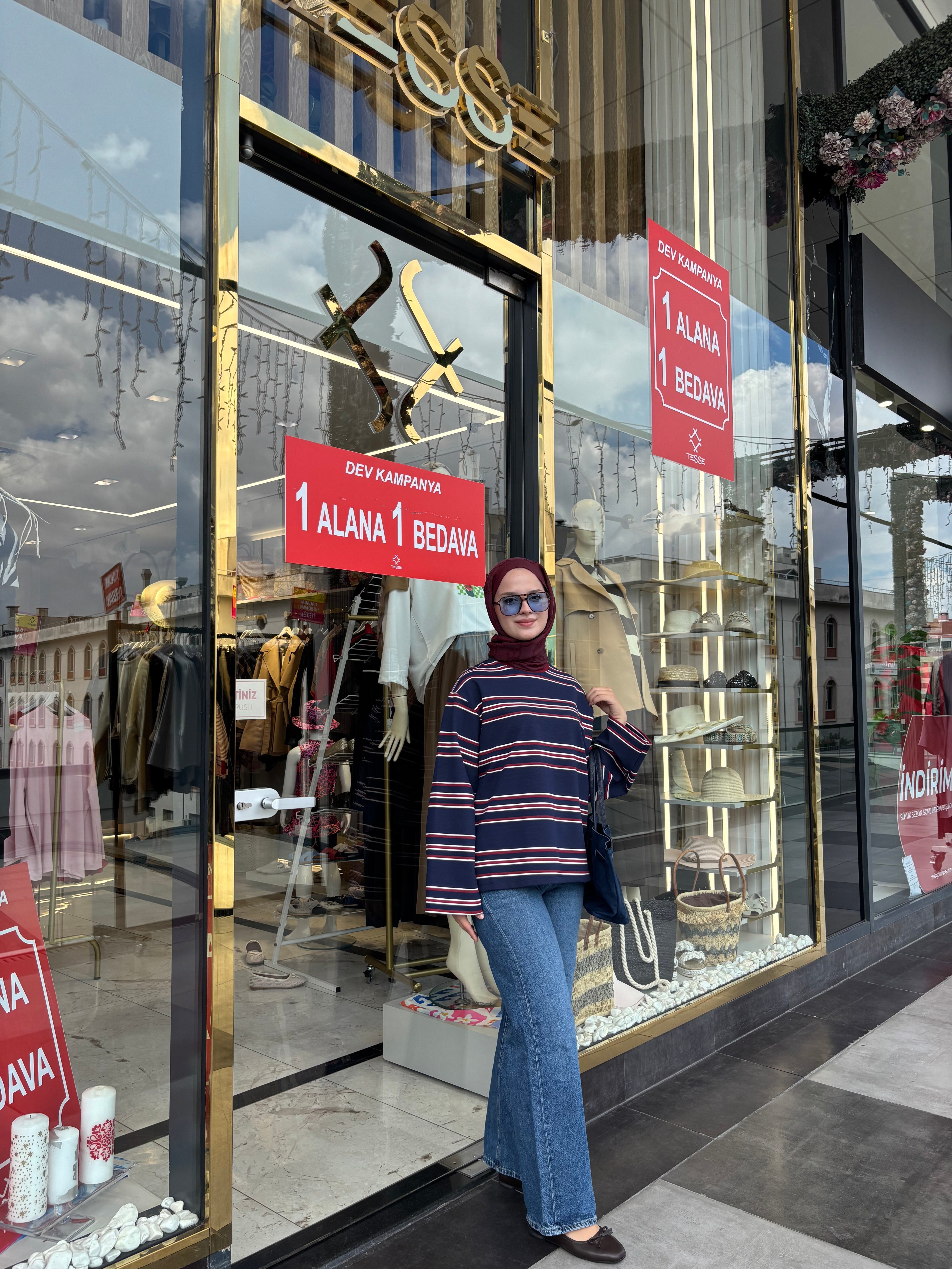 LACİVERT ÇİZGİLİ SWEETSHIRT