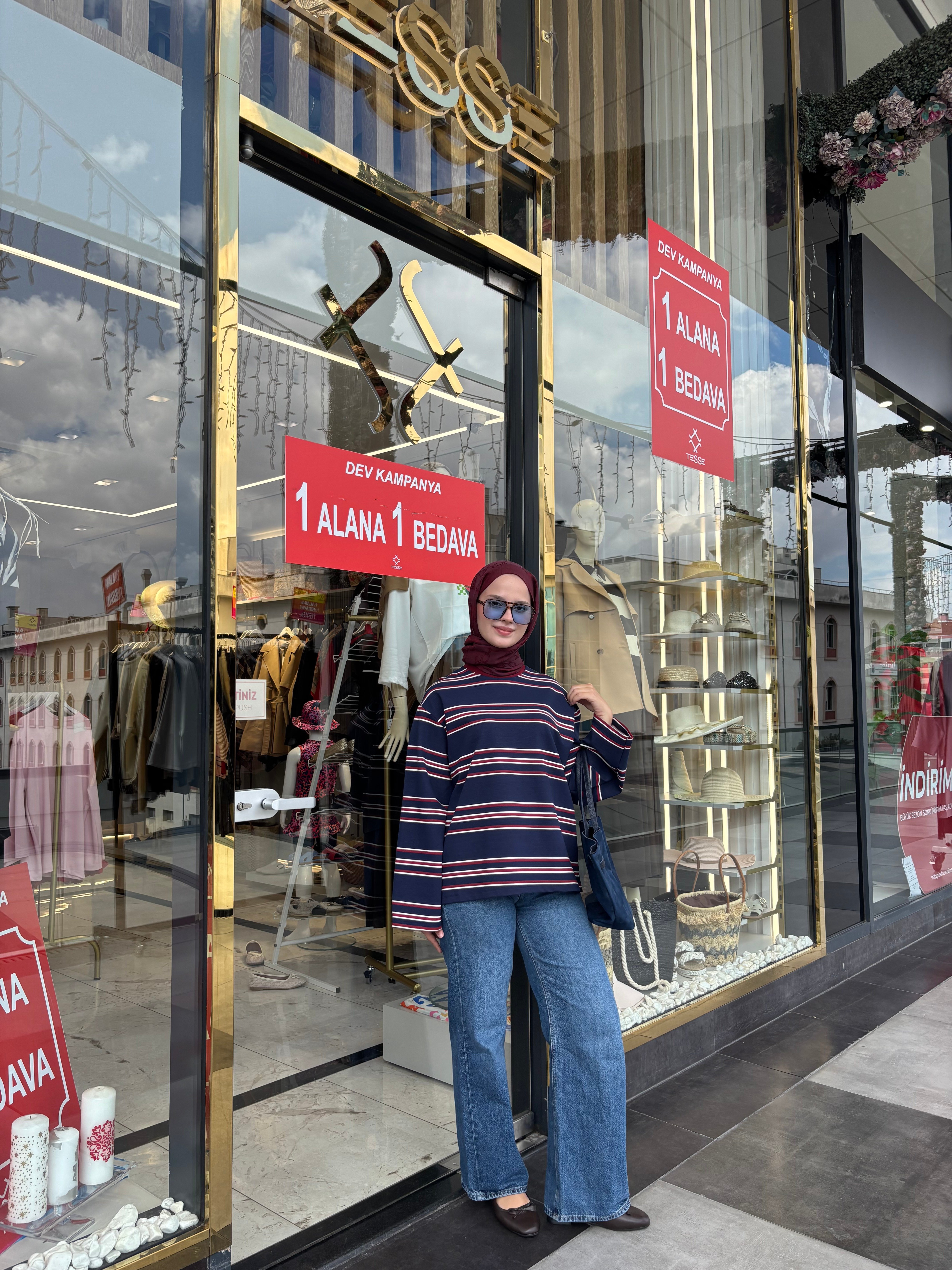 LACİVERT ÇİZGİLİ SWEETSHIRT