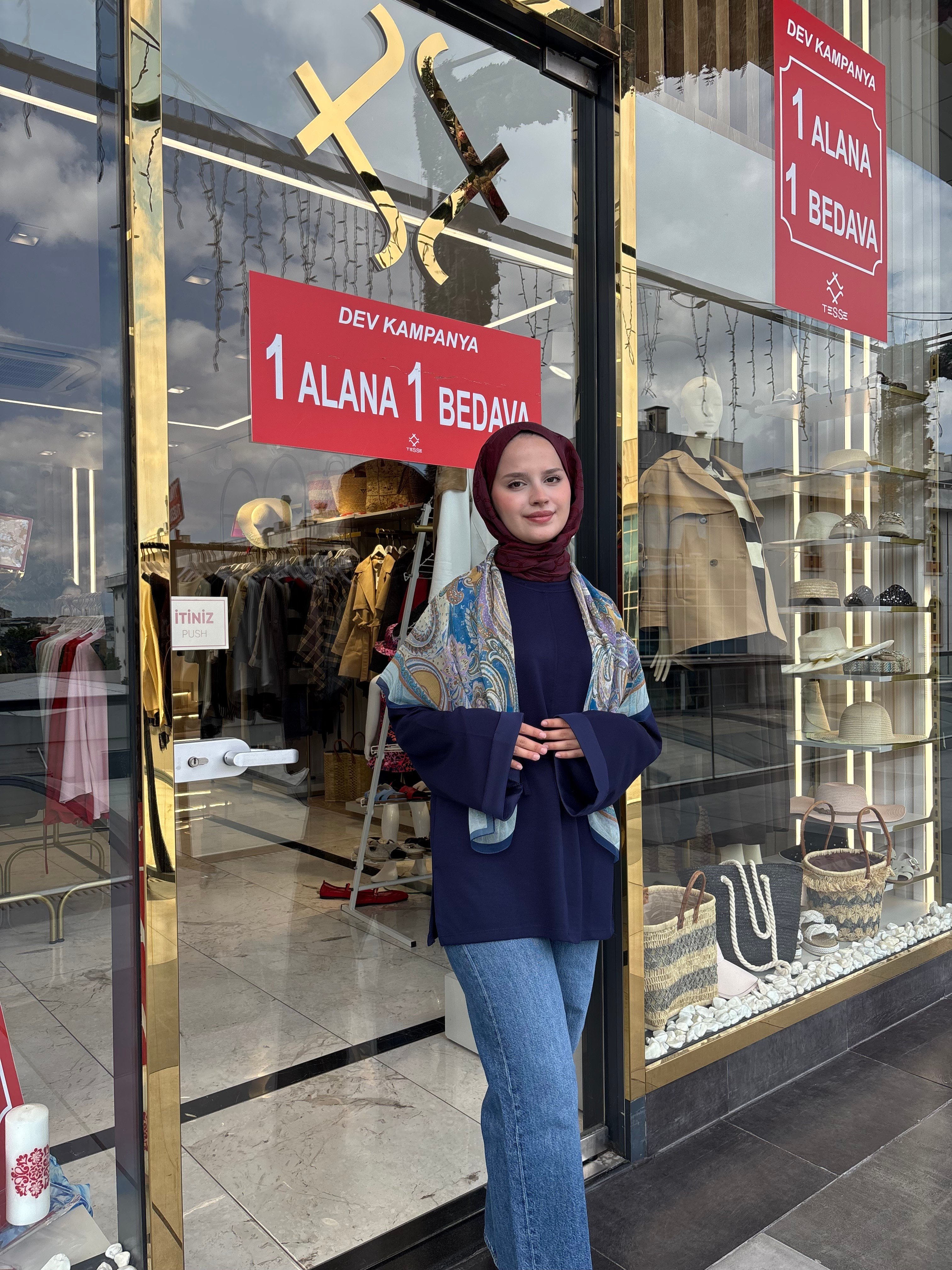 LACİVERT SWEETSHIRT