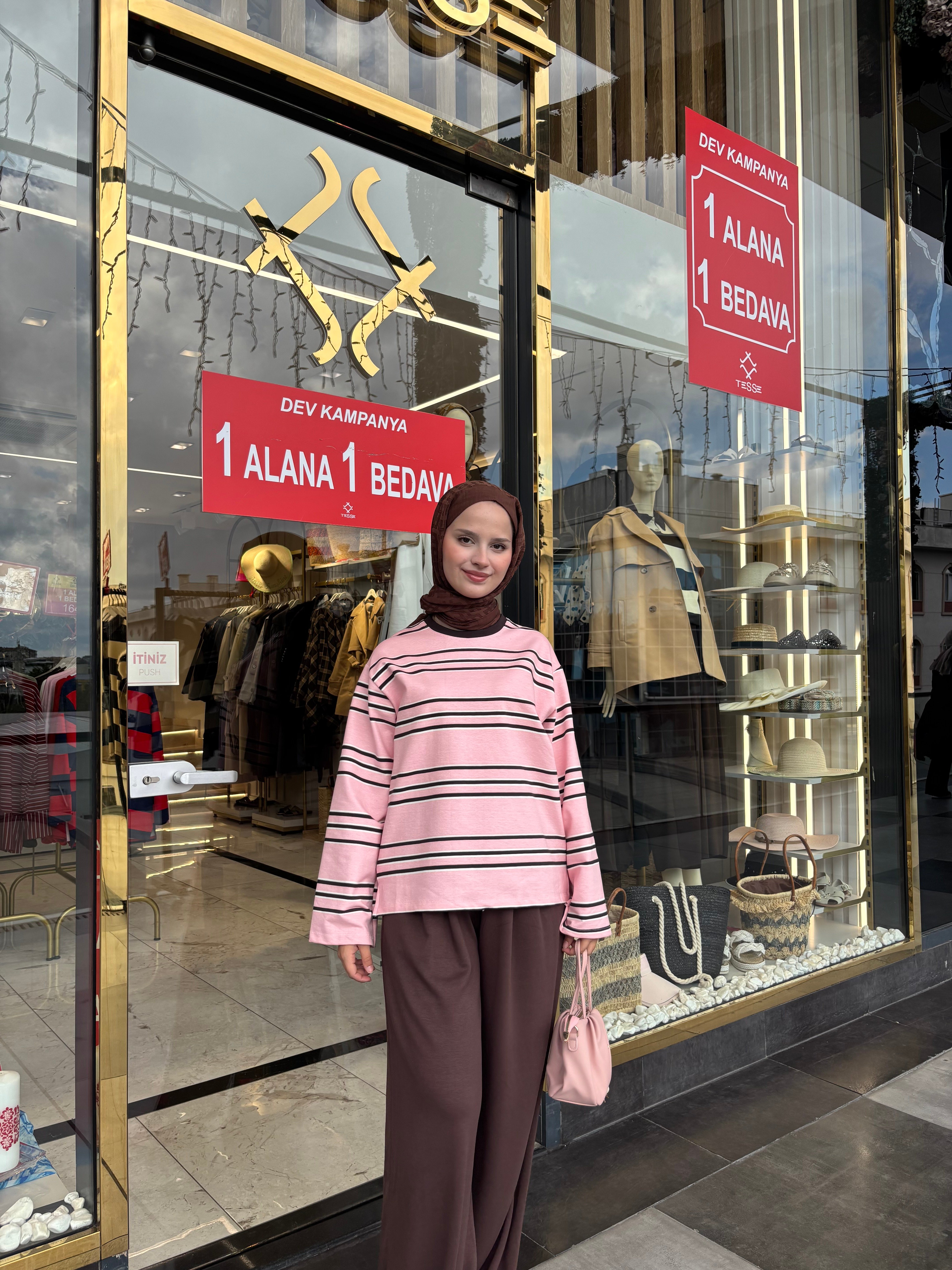 PEMBE ÇİZGİLİ SWEETSHIRT