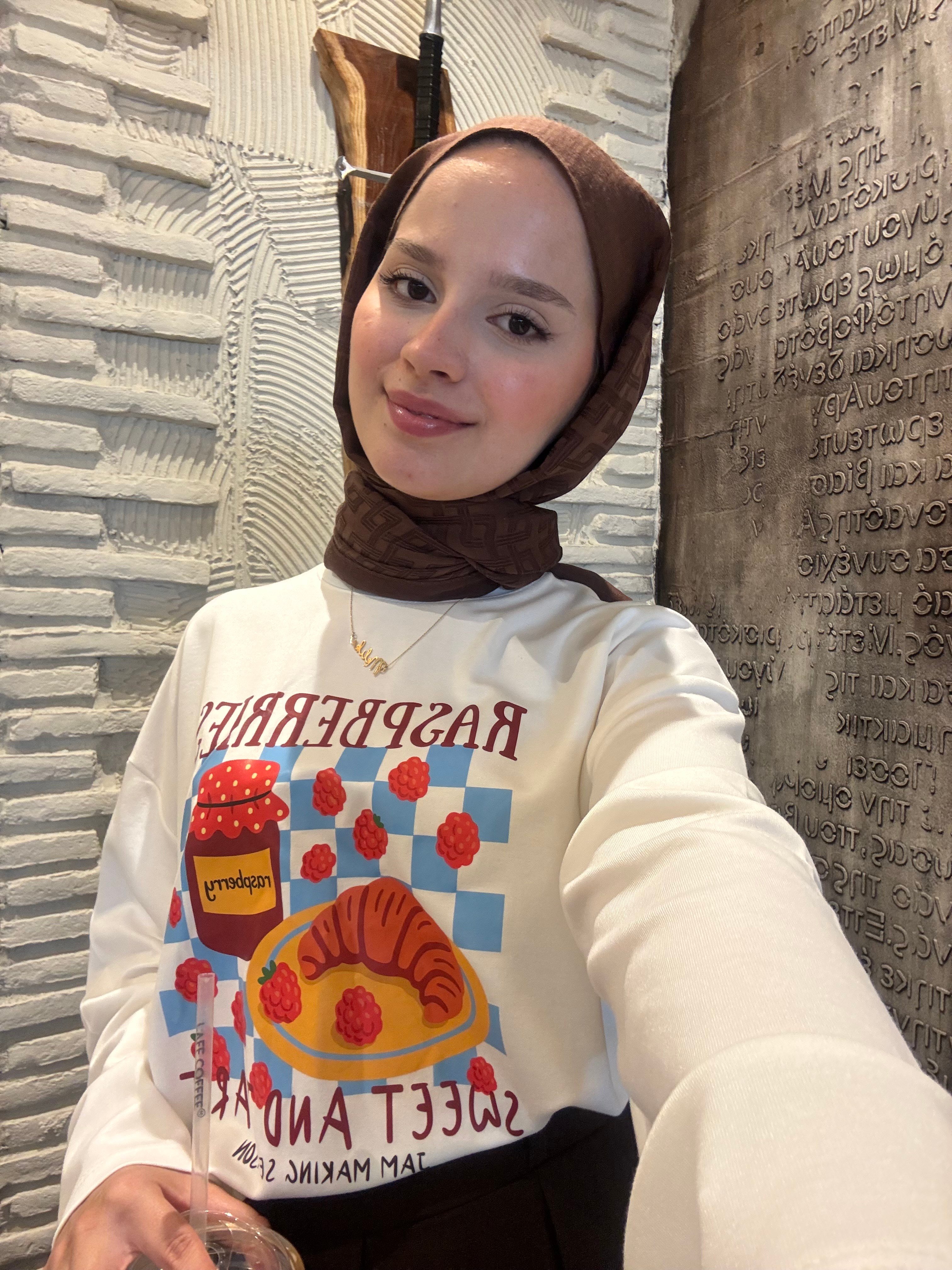 REÇEL BASKILI SWEETSHIRT