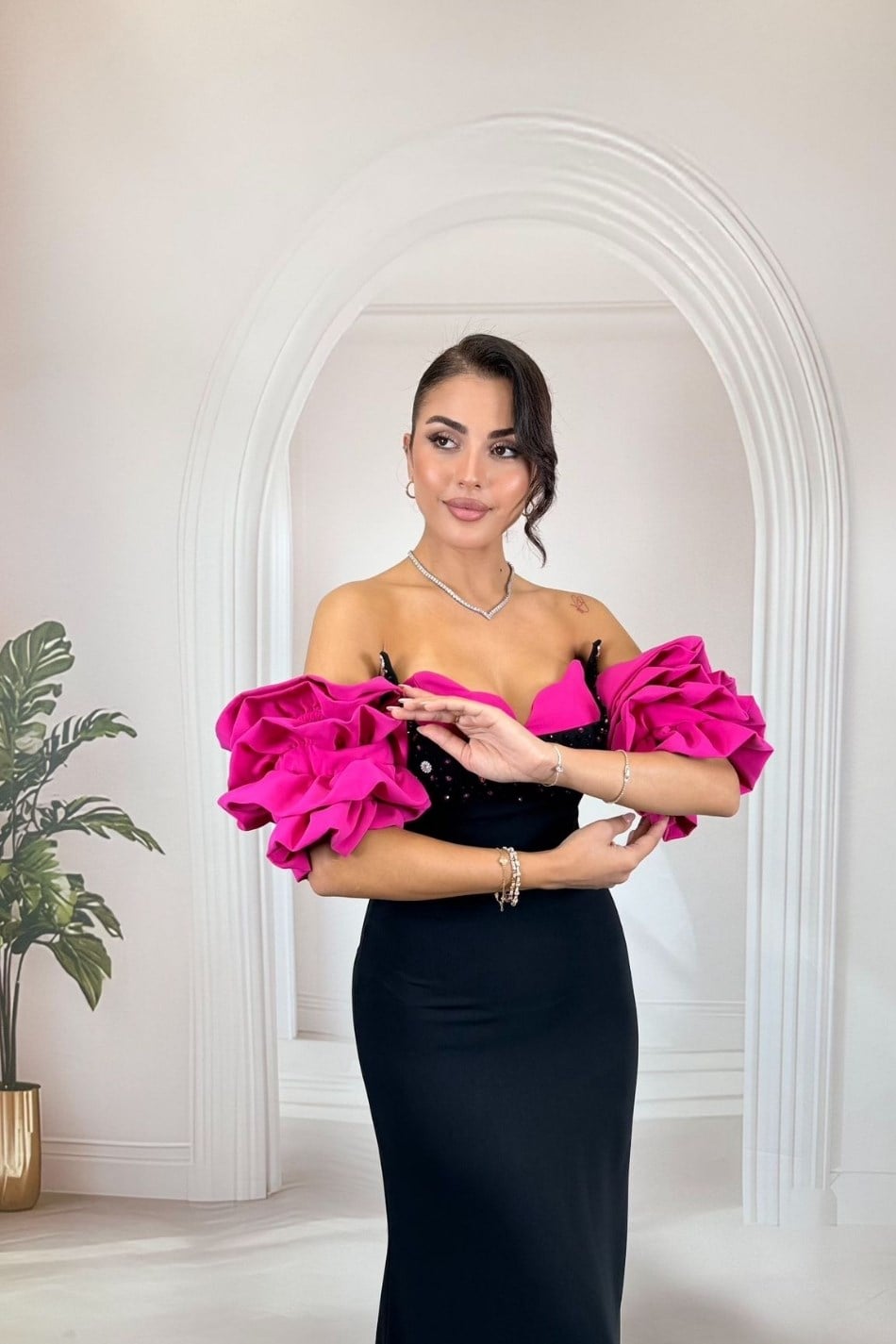 Siyah Fuşya Balon Kollu Taş İşlemeli Abiye