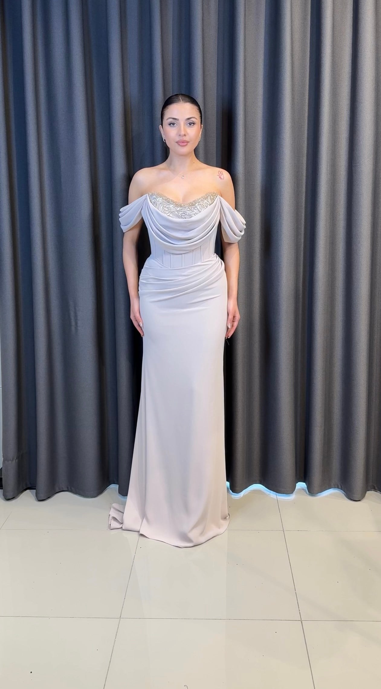 Vizon Düşük Omuz Drape Detaylı Nakış İşlemeli Abiye Elbise