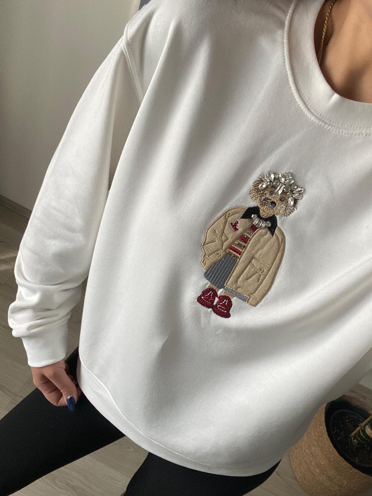 BEYAZ TAŞLİ SWEAT