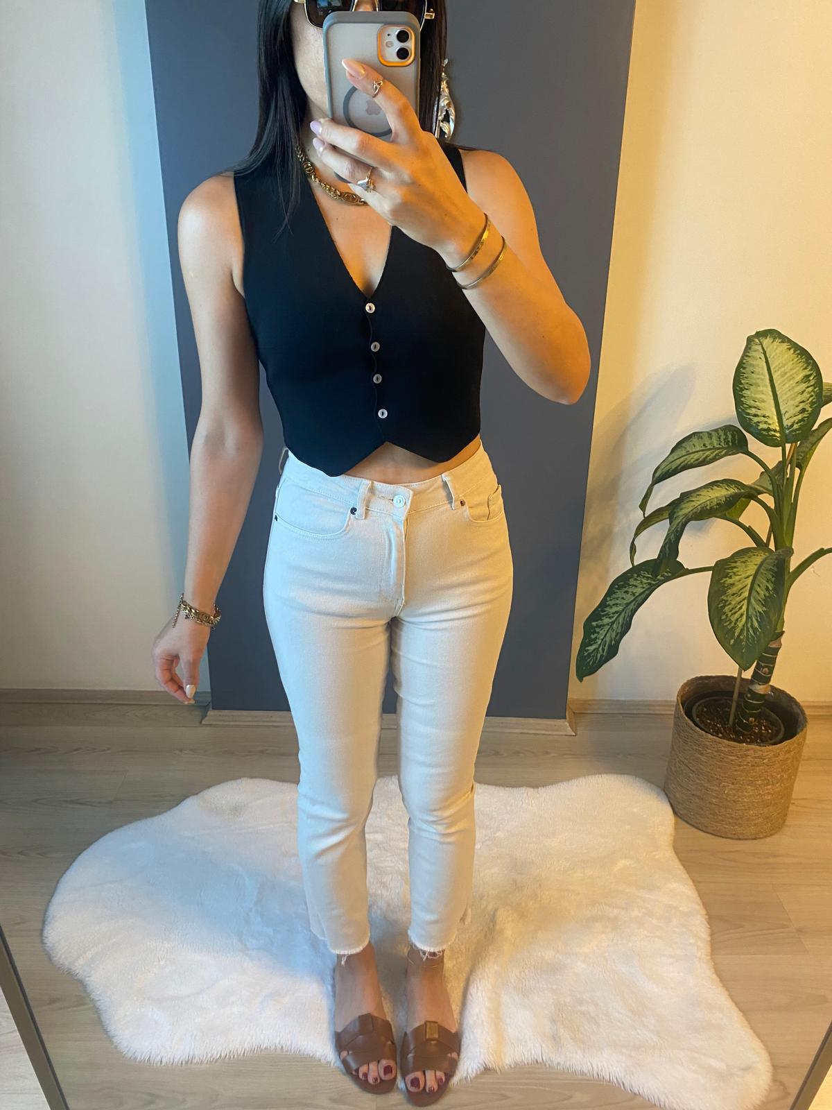 EKRU MOM KESİK PAÇA JEAN