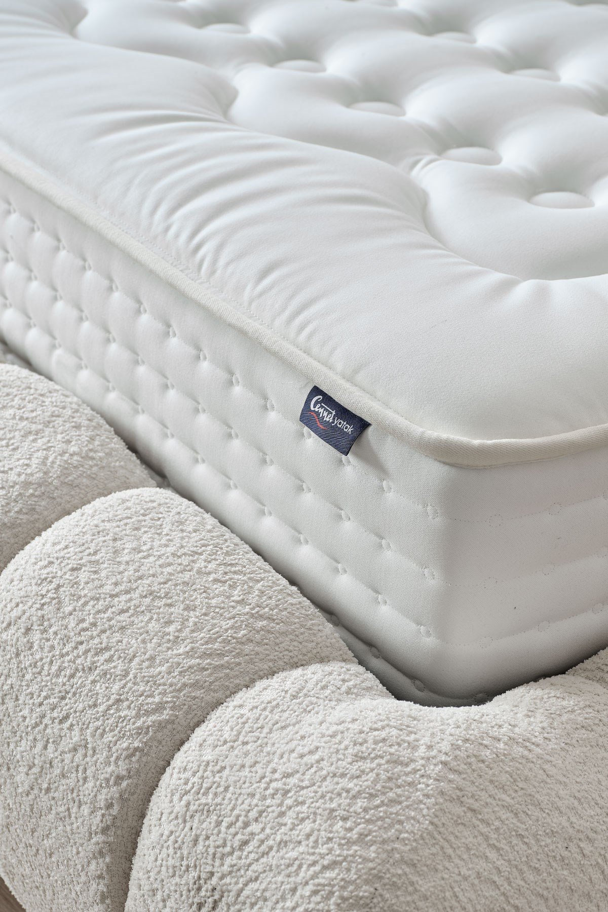 Cennet Yatak Avva Çift Kişilik 3’lü Set – Yatak + Baza + Başlık Soft Luxury Seri