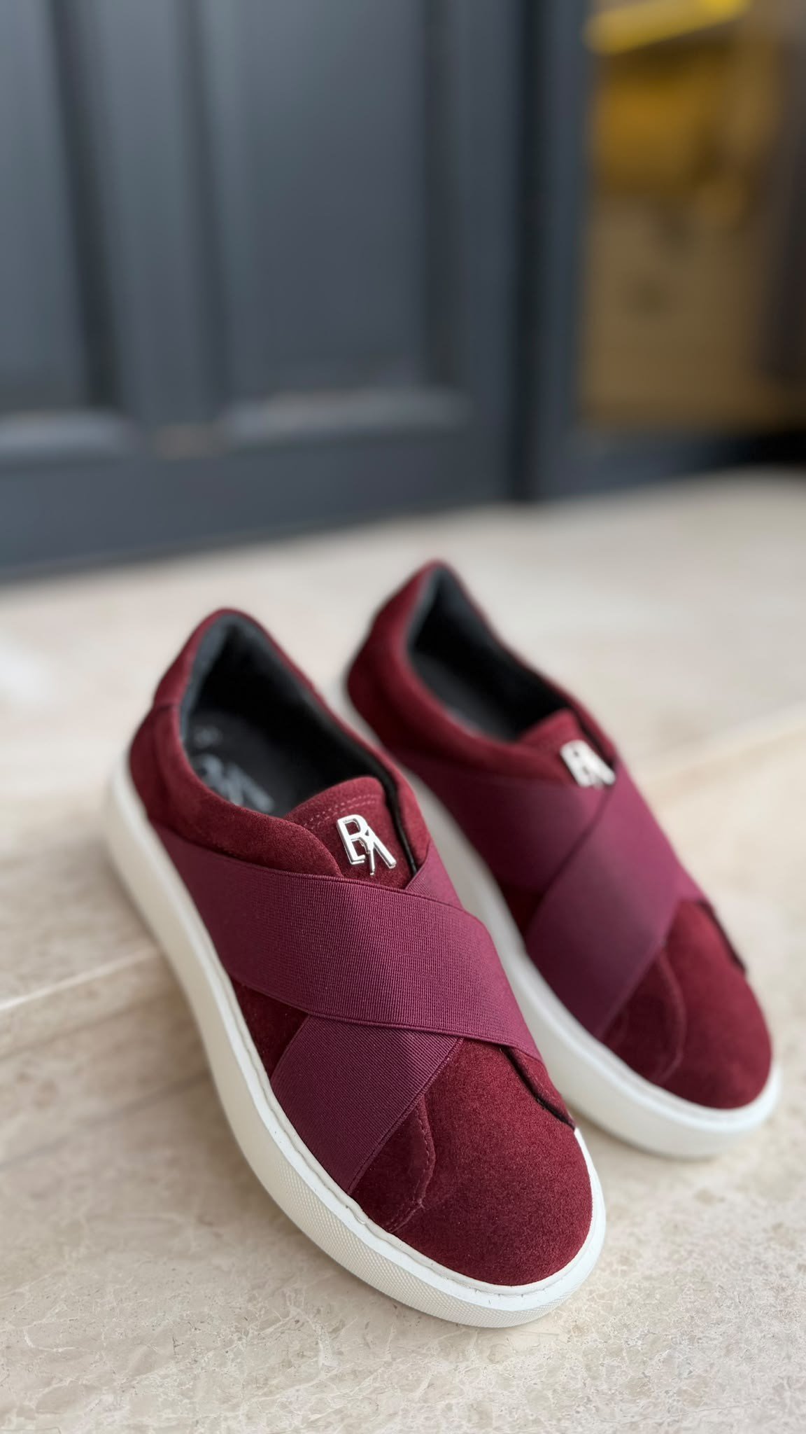 Düz Taban Çapraz Bantlı %100 Hakiki Deri Kadın Sneakers Bordo