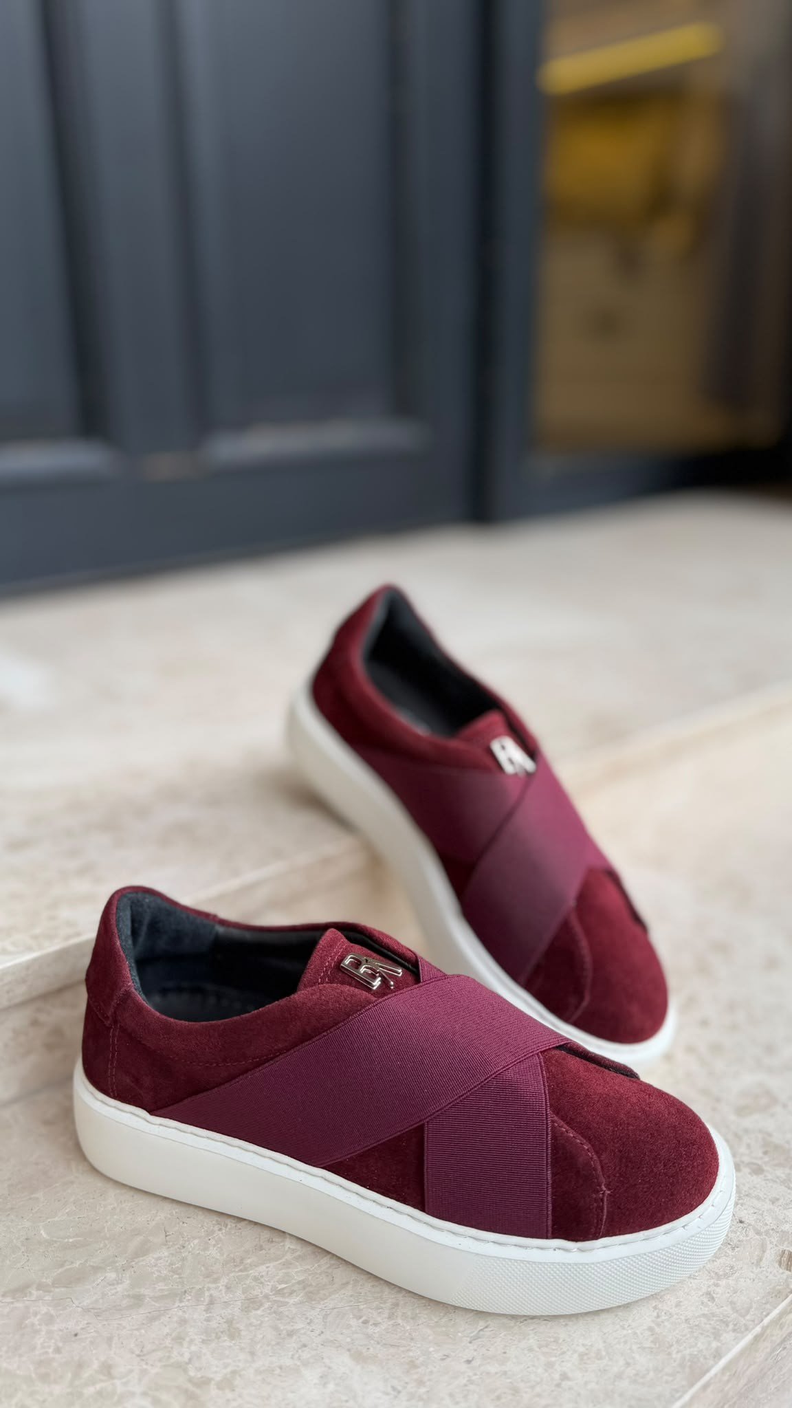 Düz Taban Çapraz Bantlı %100 Hakiki Deri Kadın Sneakers Bordo