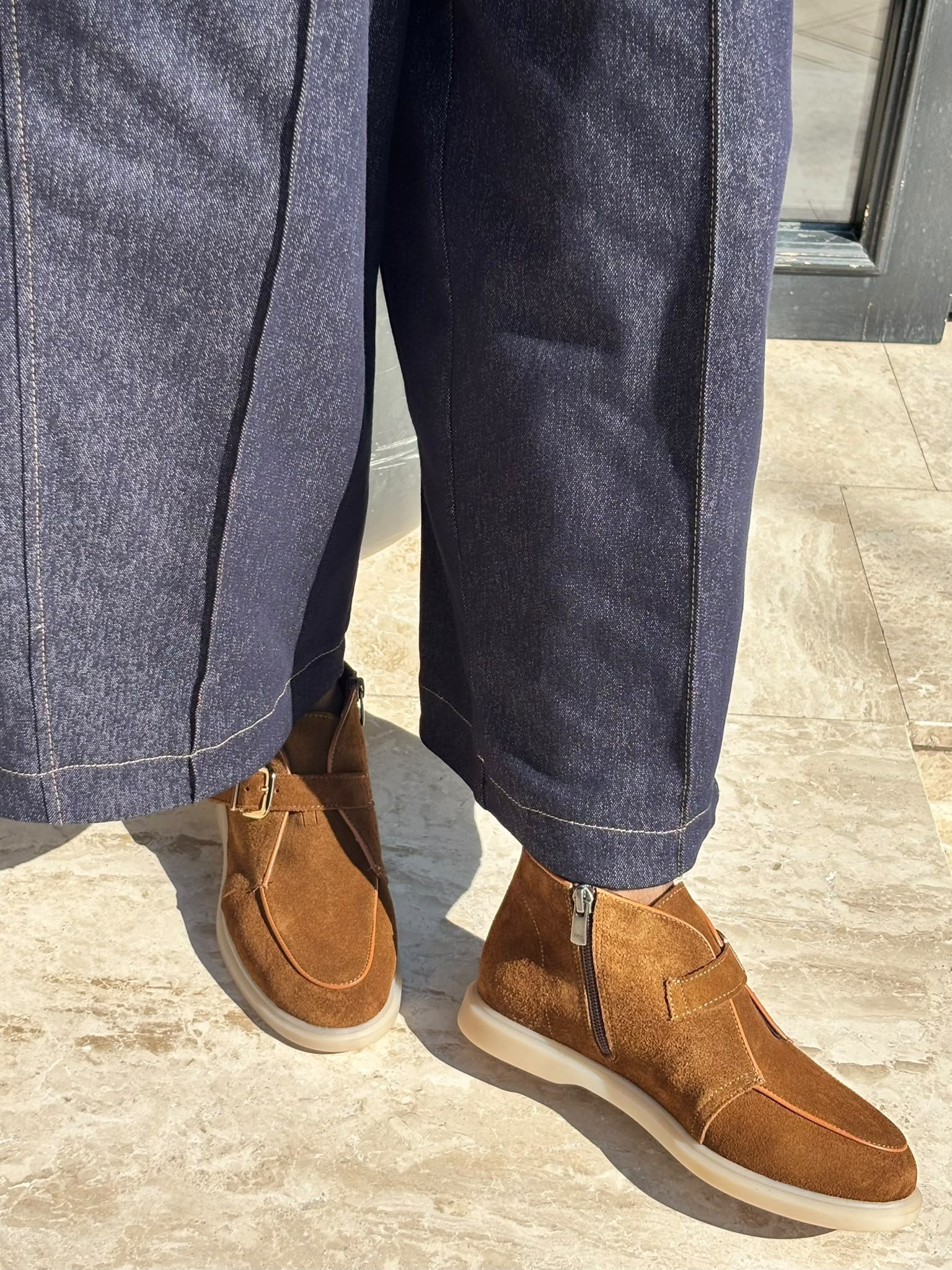 Kemer Detaylı %100 Hakiki Deri Kadın Boti Taba