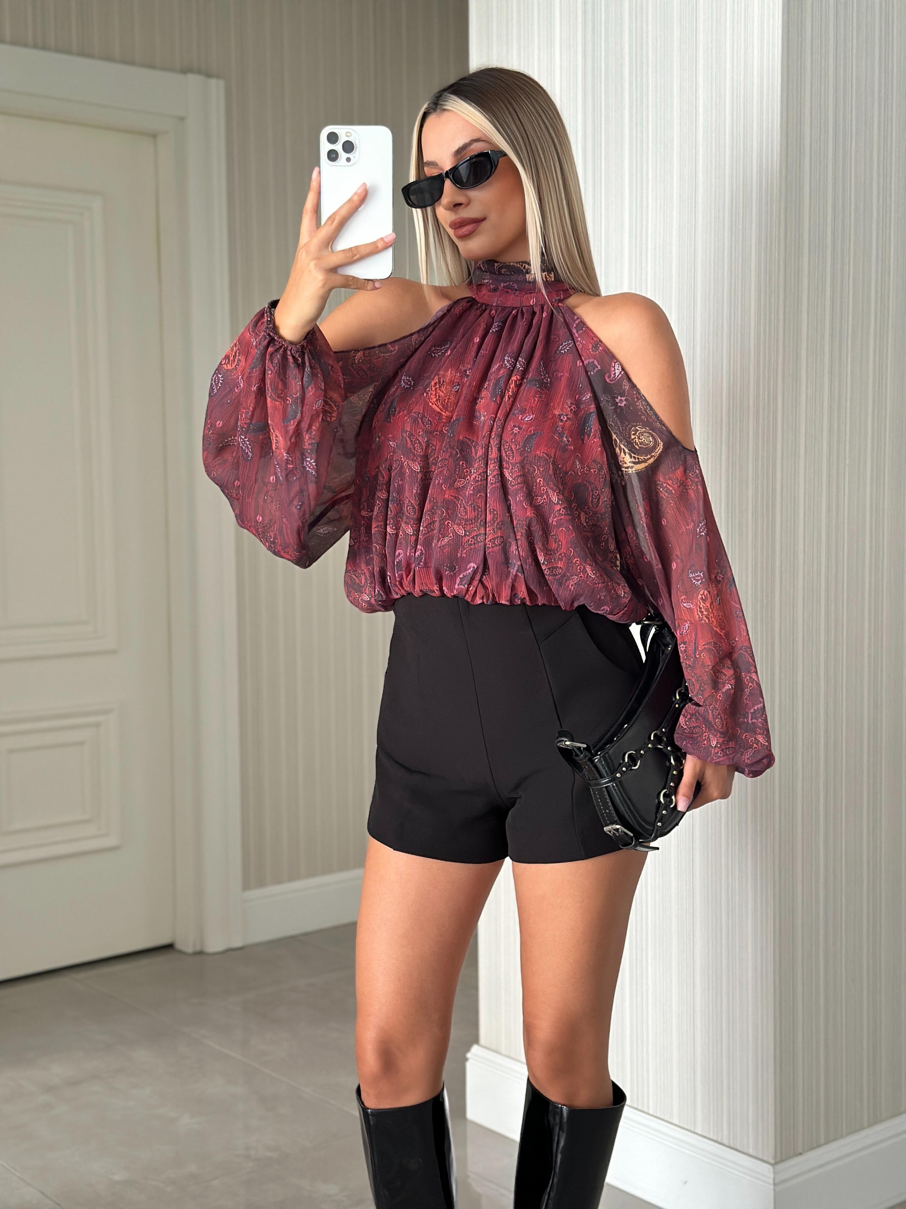 OMUZ DETAYLI RENKLİ ŞİFON