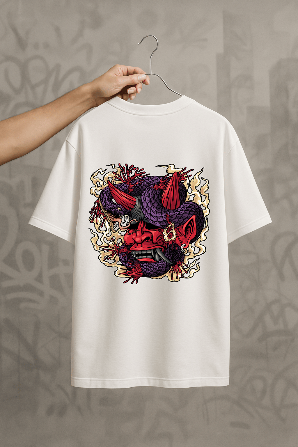 ’Devil and Snake’ Beyaz Oversize Tişört 