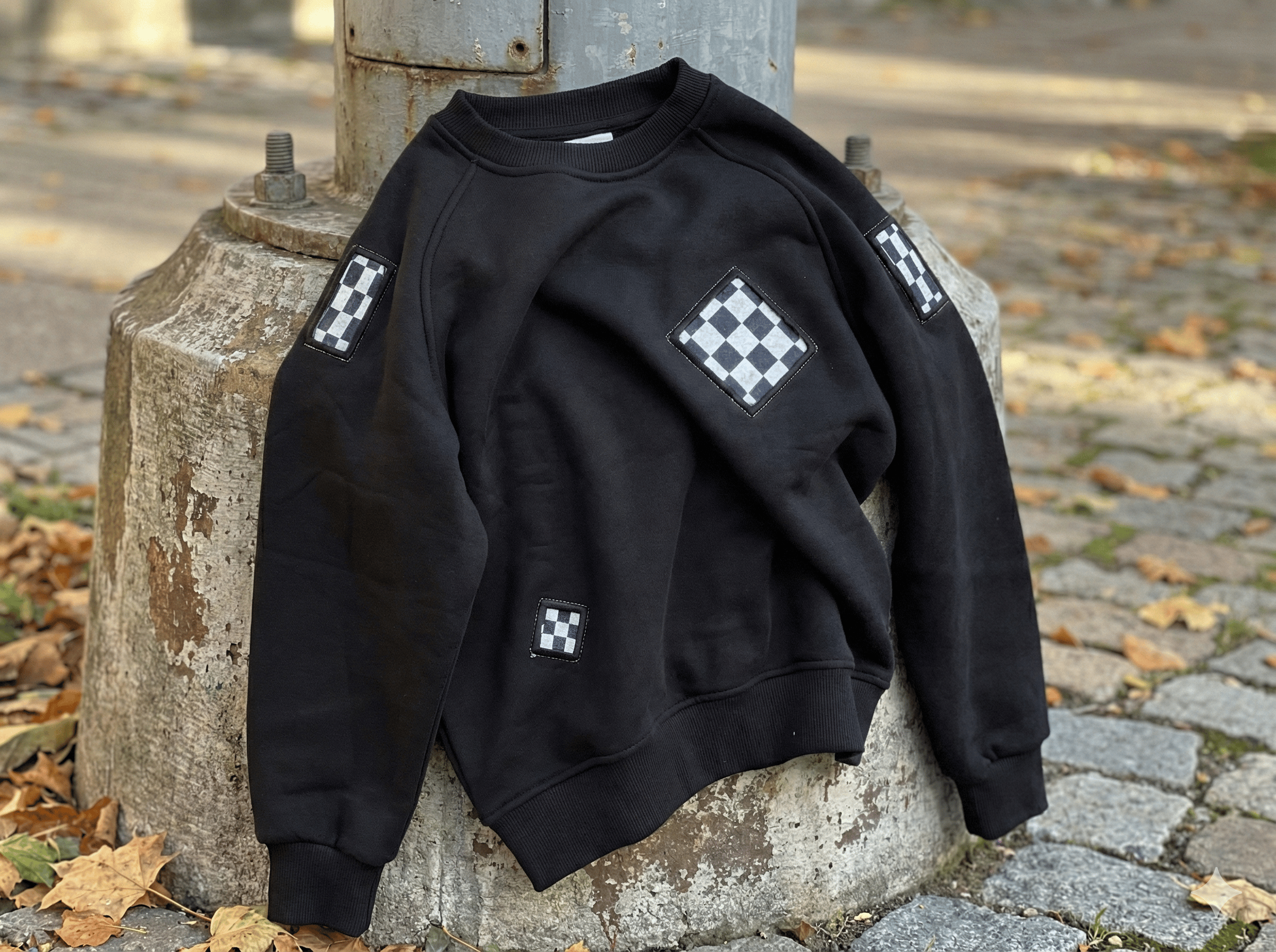 'Mosaic' Siyah Oversize Sweatshirt