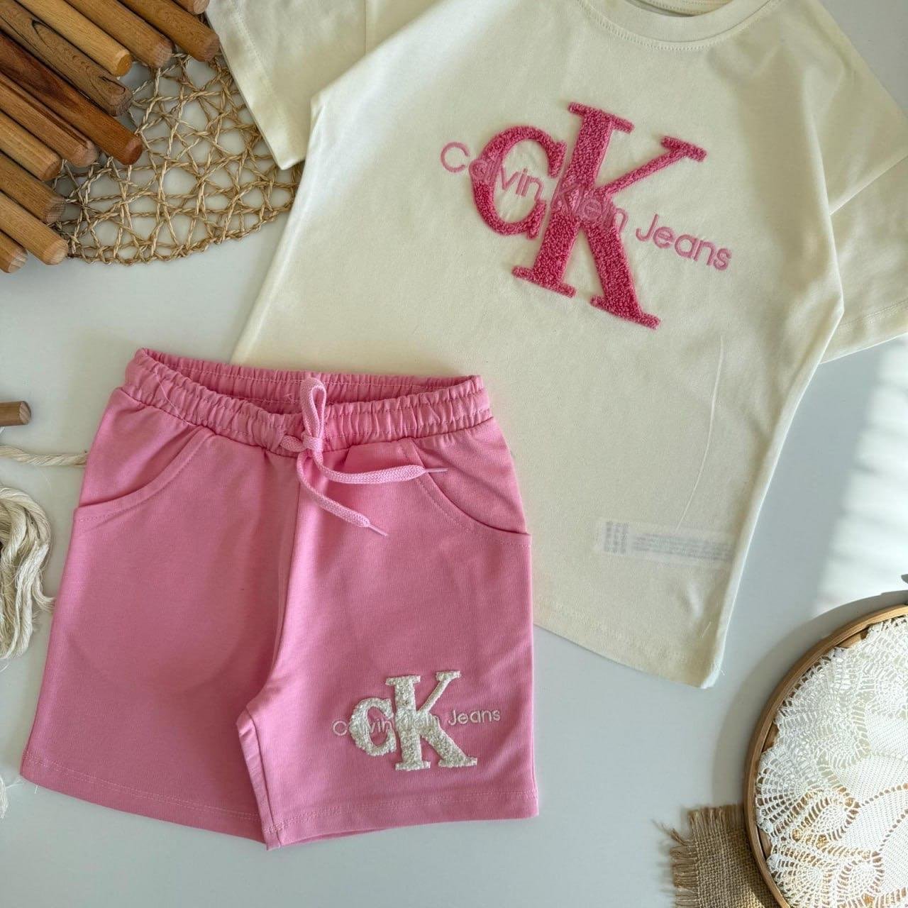 CK Punch İşlemeli Şortlu Takım Pembe