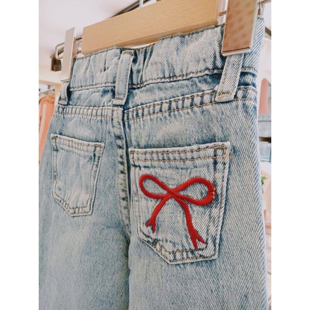 Kurdele İşlemeli Kot Pantolon