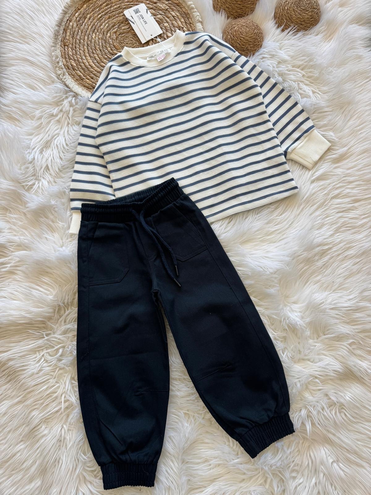 Lacivert Çizgili Sweatshirt ve Jogger Pantolon