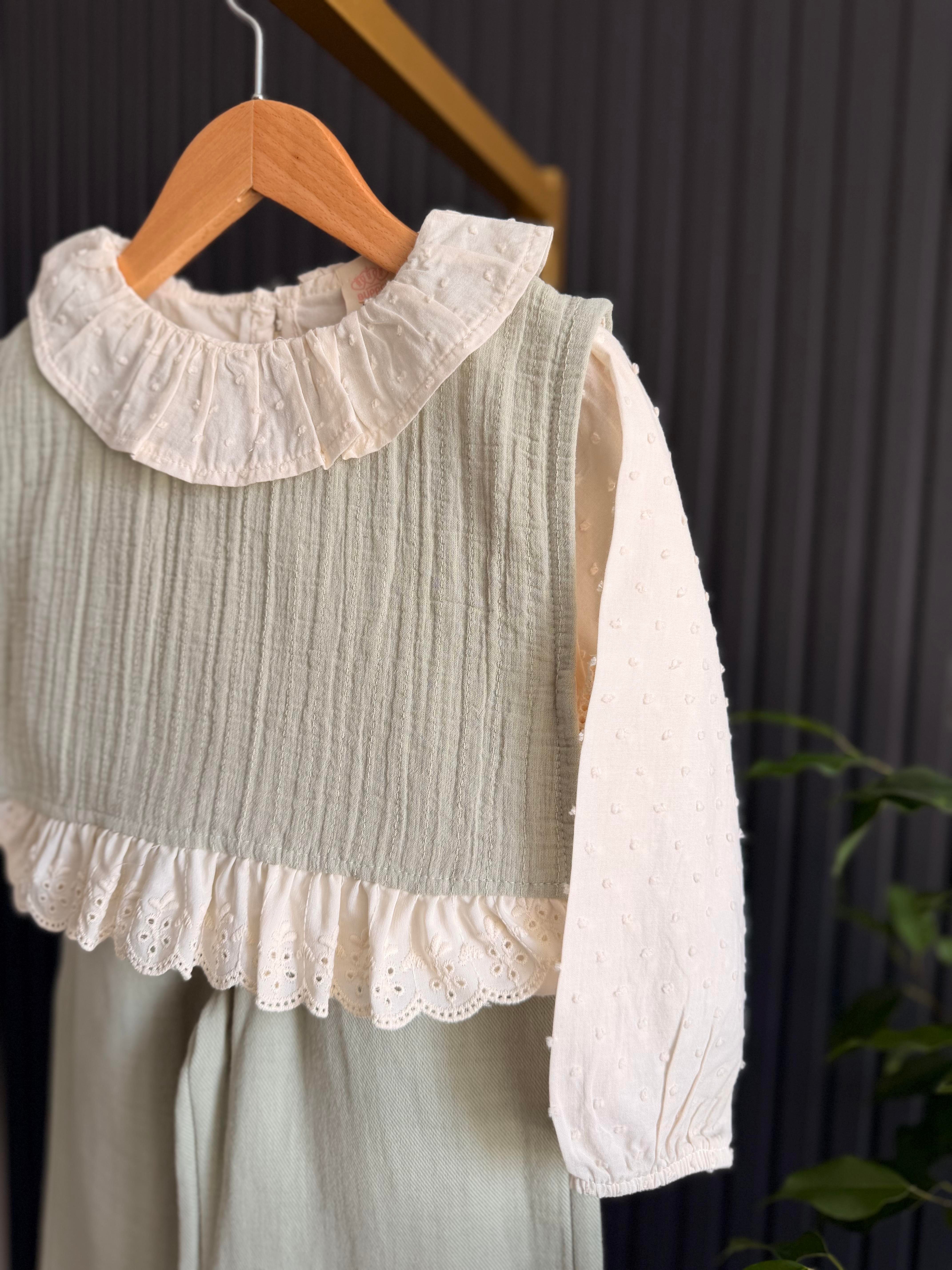 Mint Yeşili Fisto Detaylı Takım